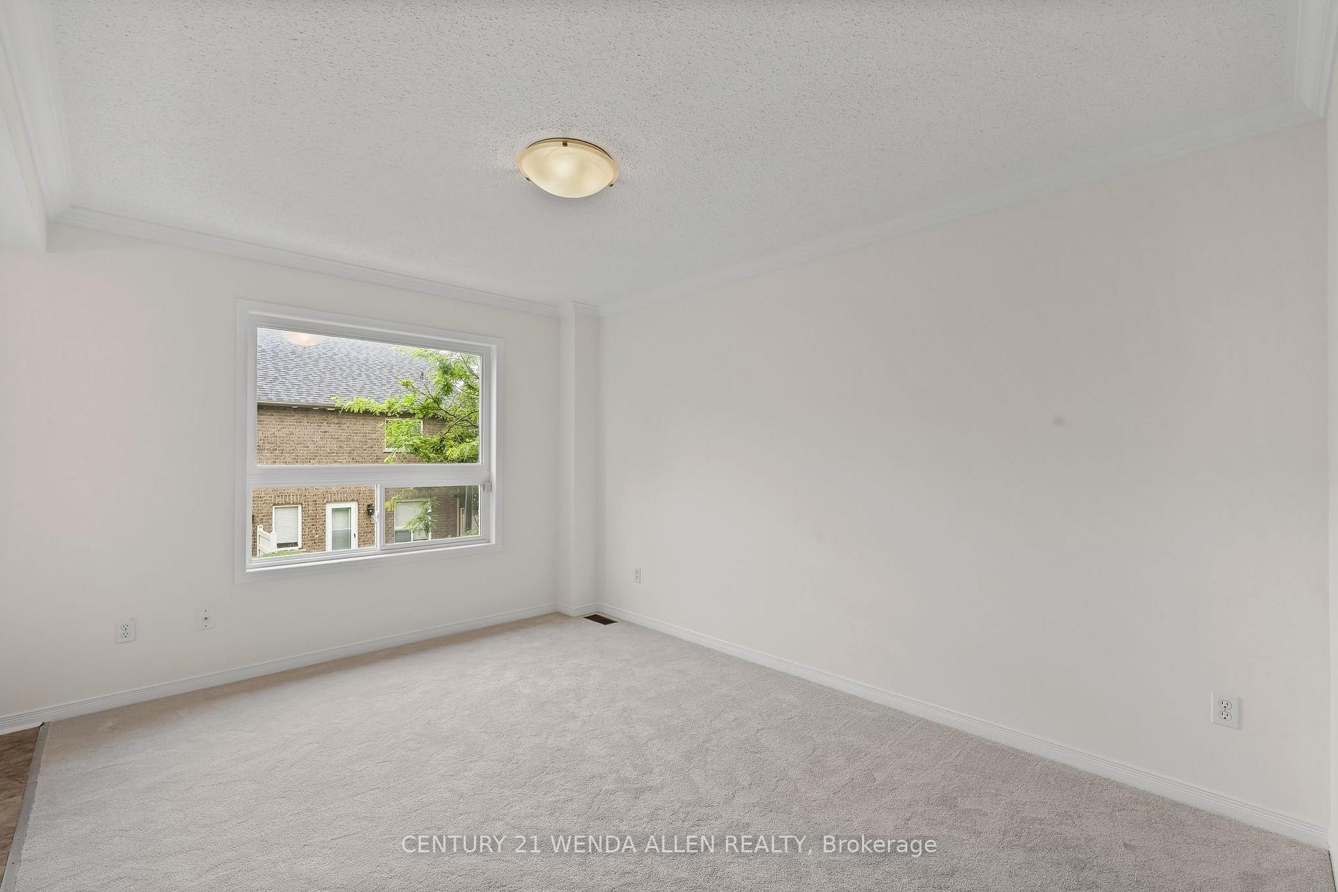 Photo 5 of Unit 54, 1087 Ormond Drive, Oshawa, Samac — HOMEH