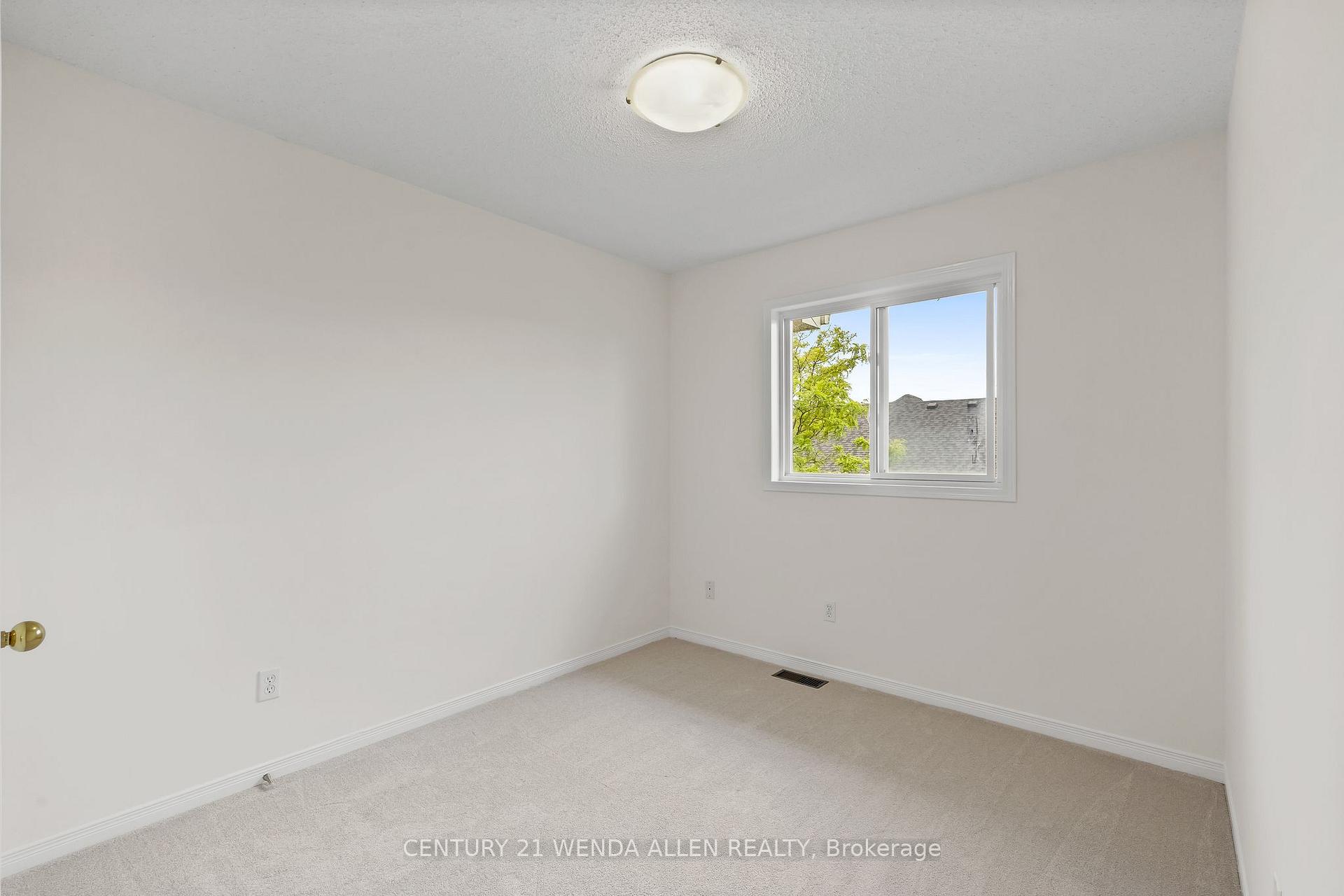Photo 14 of Unit 54, 1087 Ormond Drive, Oshawa, Samac — HOMEH