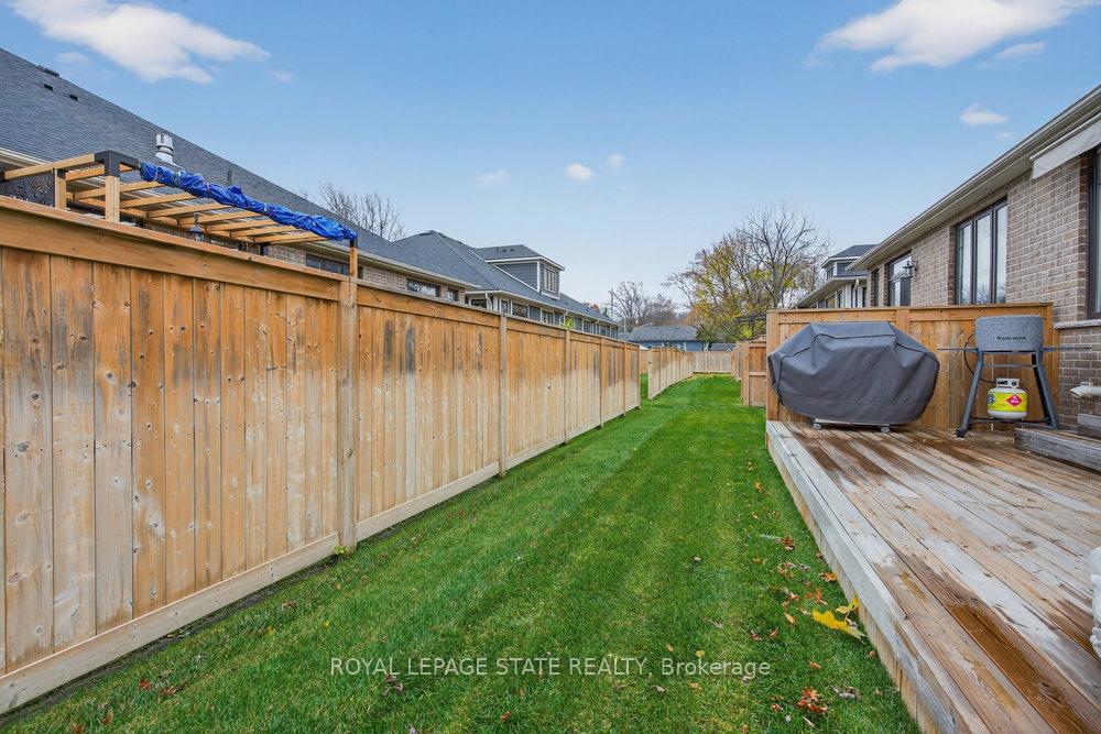 Photo 44 of 5 Macassa Court, Grimsby, Grimsby East — HOMEH