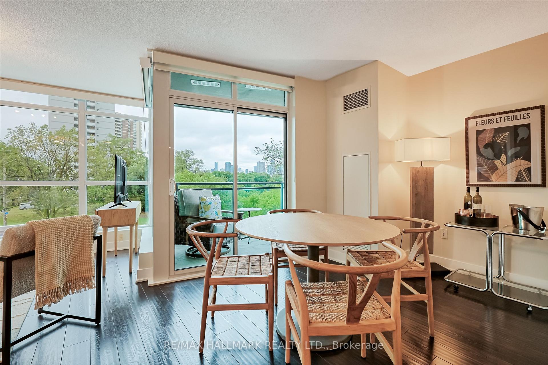 Photo 16 of Unit 302, 1048 Broadview Avenue, Toronto, Broadview North — HOMEH