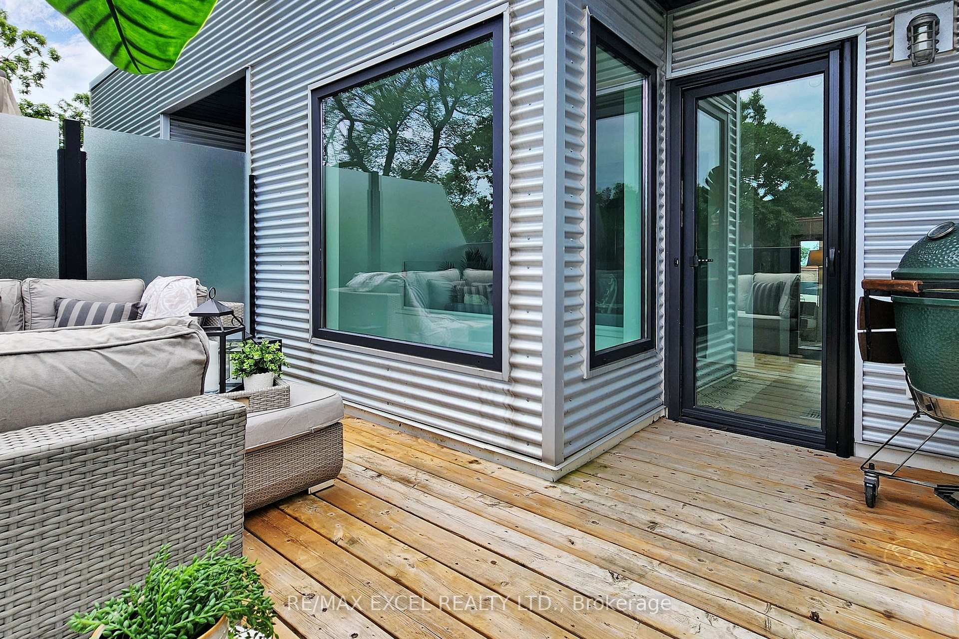 Photo 30 of Unit 3, 715 Kingston Road, Toronto, The Beaches — HOMEH