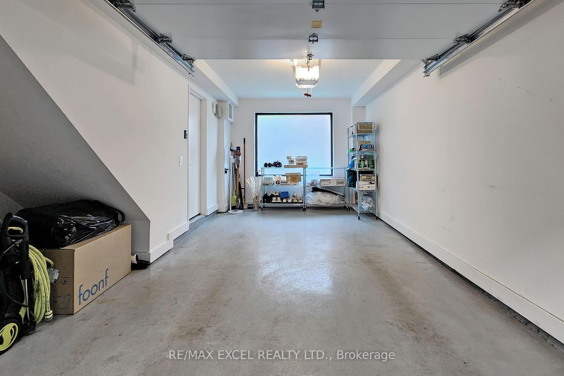 Photo 36 of Unit 3, 715 Kingston Road, Toronto, The Beaches — HOMEH