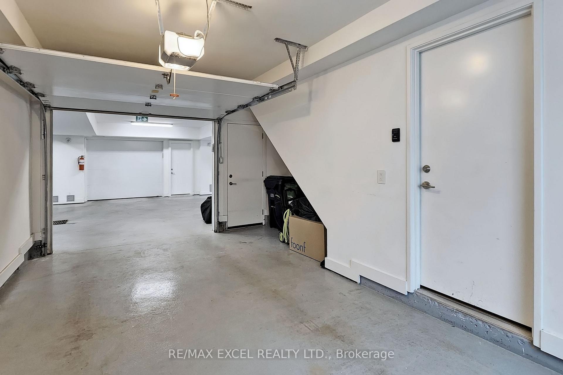 Photo 37 of Unit 3, 715 Kingston Road, Toronto, The Beaches — HOMEH
