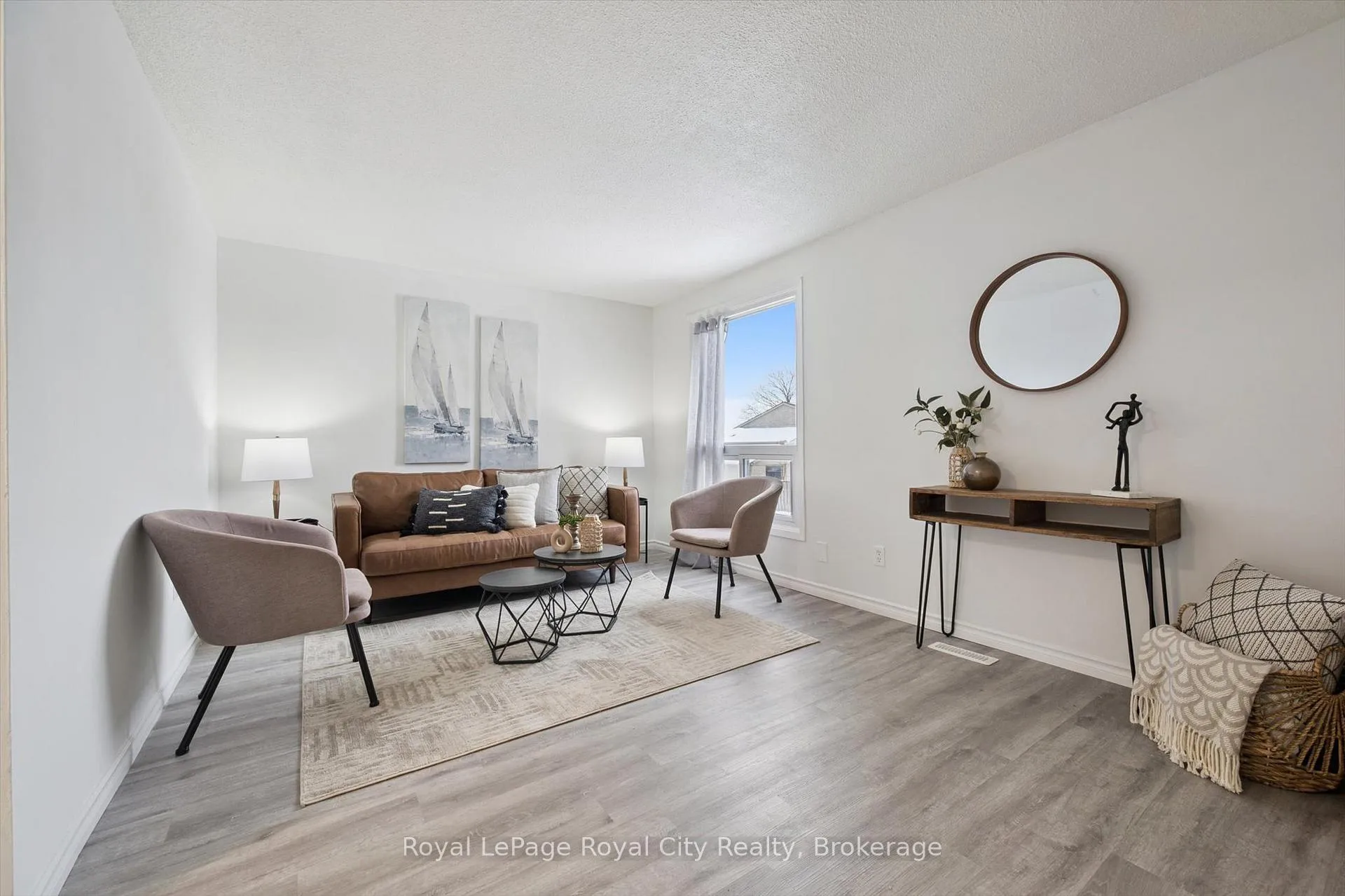 Photo 4 of Unit 78, 700 Paisley Road, Guelph, Willow West/Sugarbush/West Acres — HOMEH