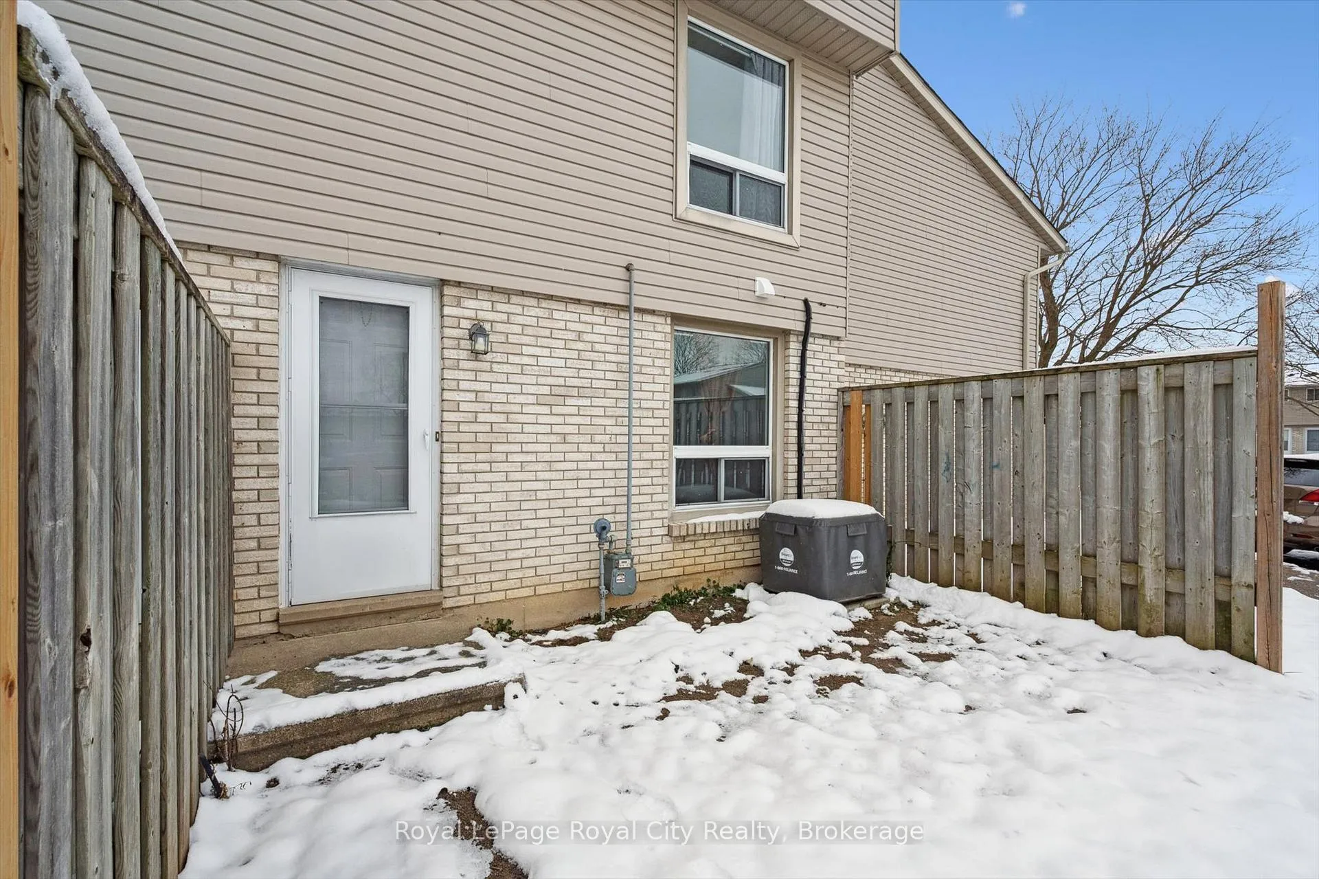 Photo 32 of Unit 78, 700 Paisley Road, Guelph, Willow West/Sugarbush/West Acres — HOMEH