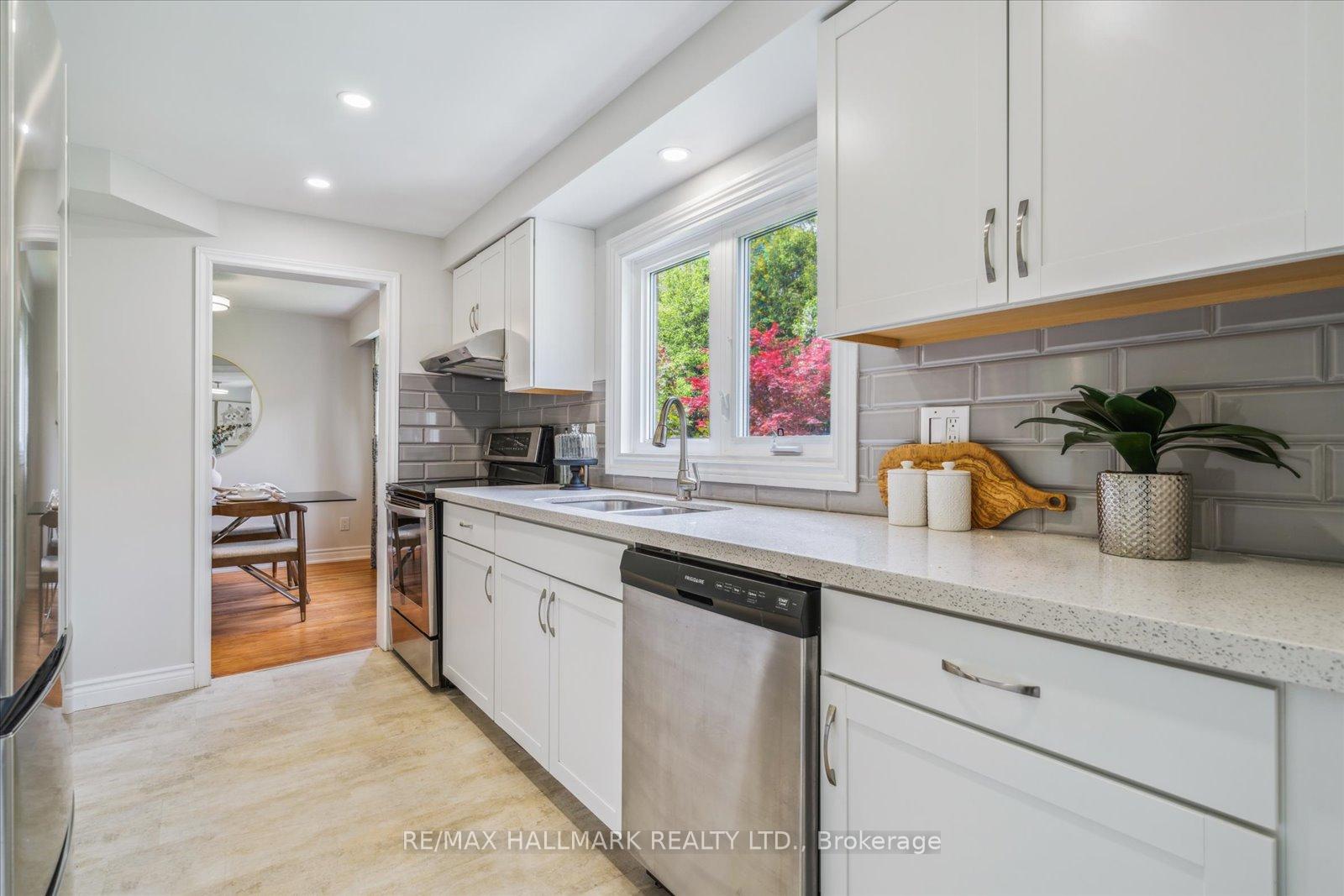Photo 13 of 150 Orchard Heights Boulevard, Aurora, Hills of St Andrew — HOMEH
