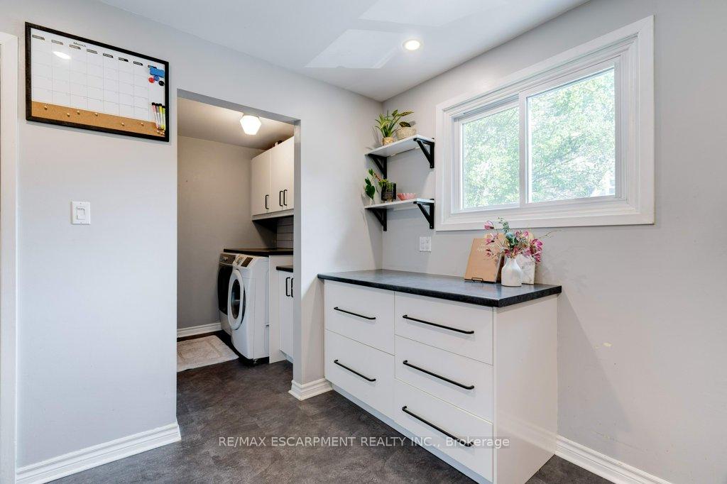 Photo 45 of 4 Trudy Court, Hamilton, Dundas — HOMEH
