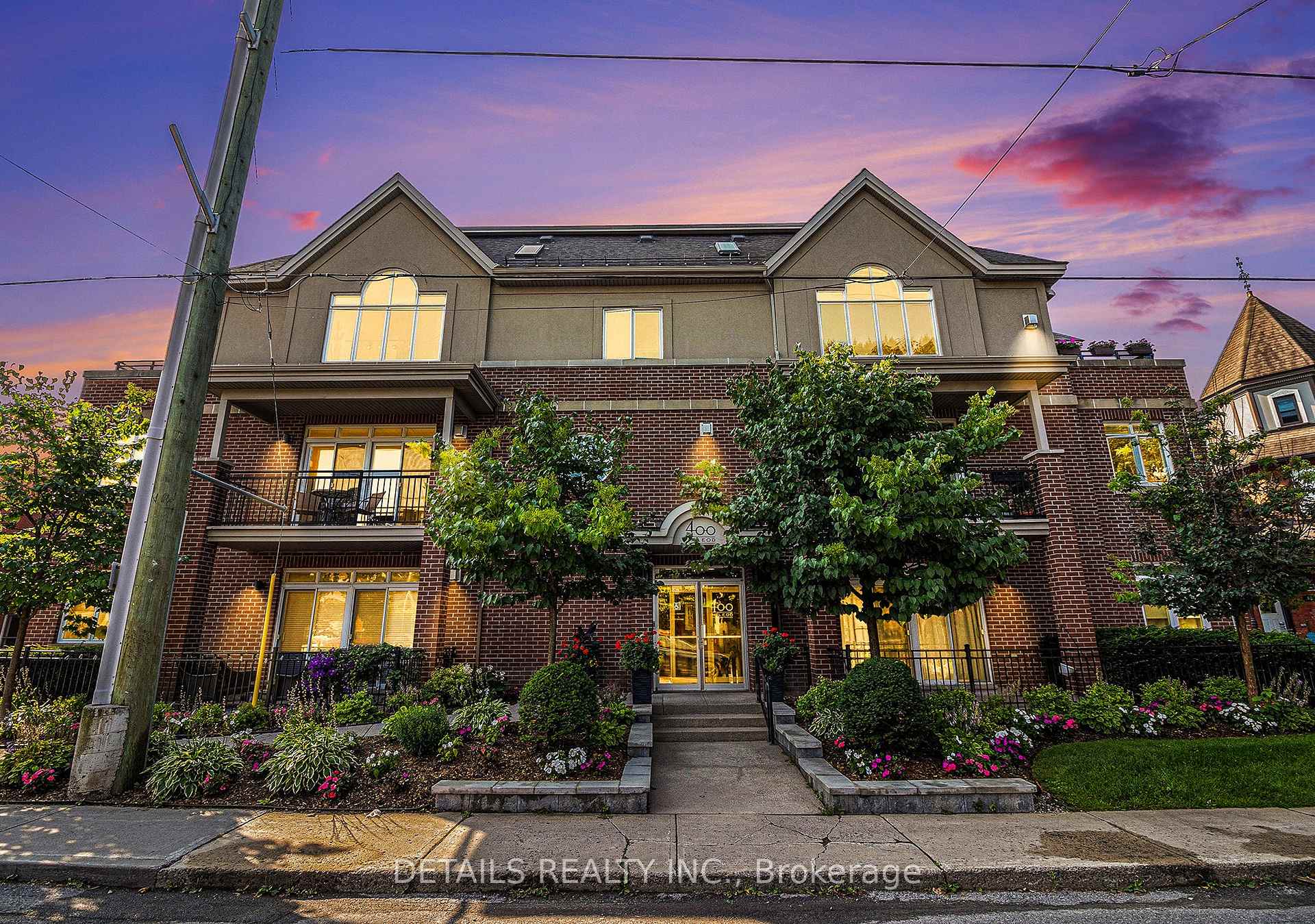 Front of Unit 201, 400 Mcleod Street