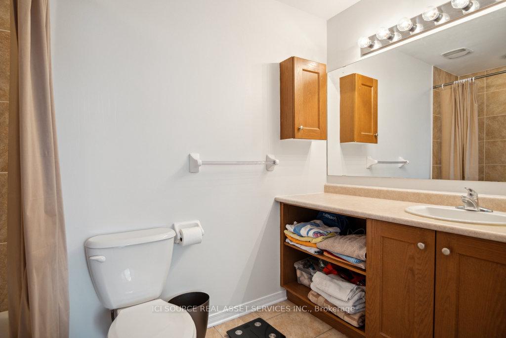 Photo 15 of 240 B Meilleur Private, Ottawa, Vanier — HOMEH