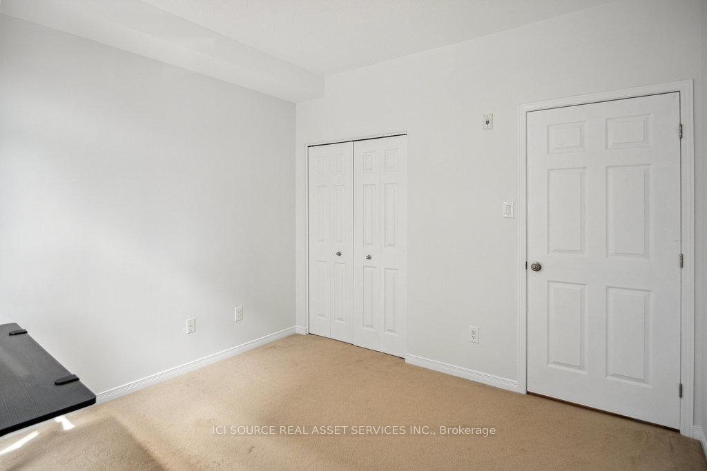 Photo 18 of 240 B Meilleur Private, Ottawa, Vanier — HOMEH
