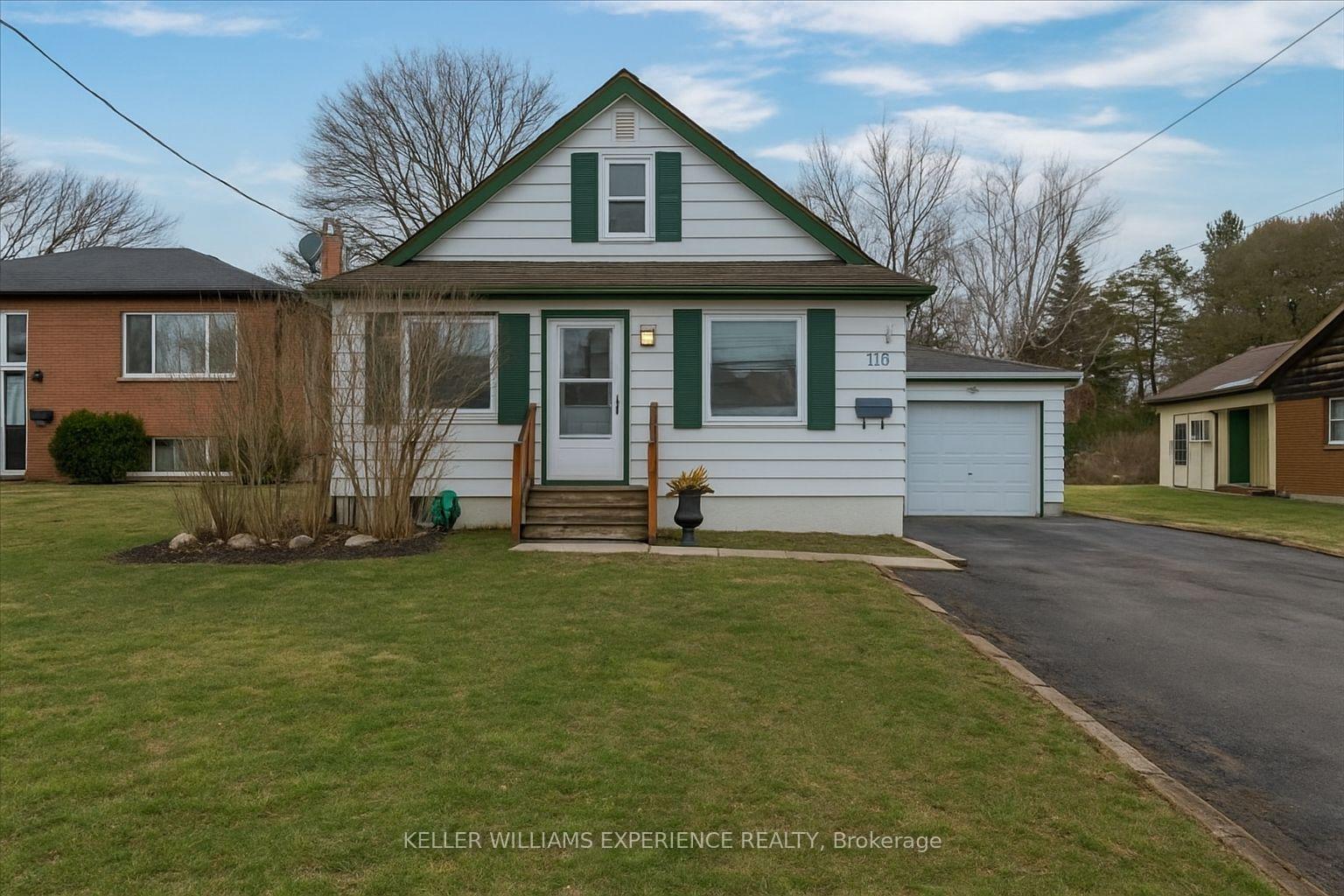 Front of 116 Huronia Road