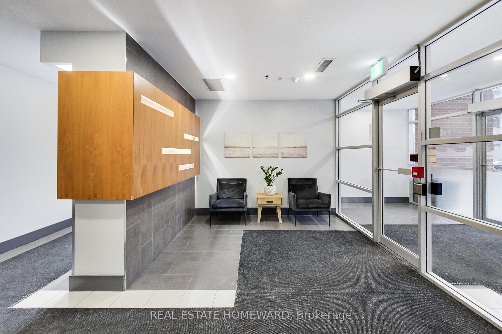 Photo 3 of Unit 209, 601 Kingston Road, Toronto, The Beaches — HOMEH