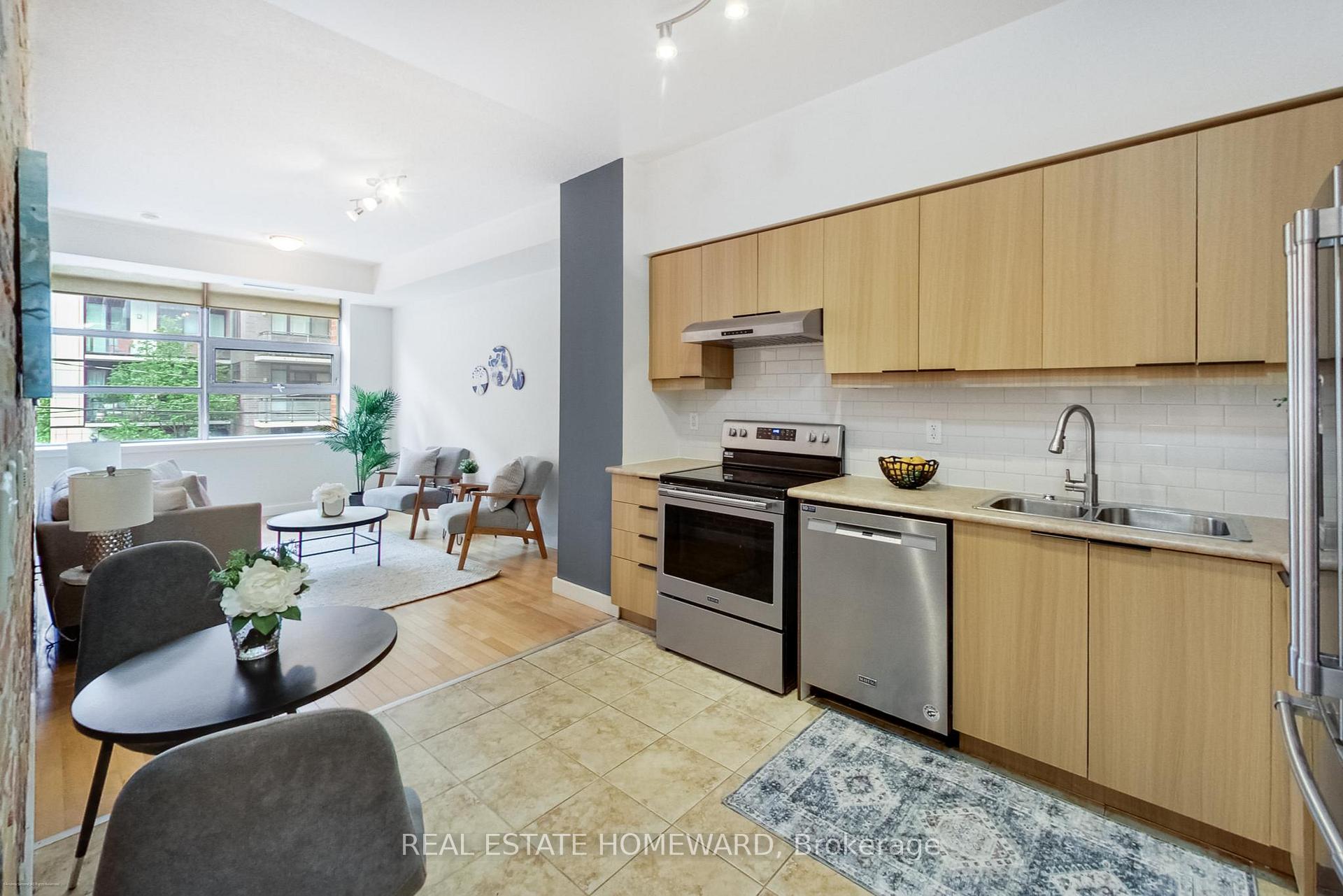 Photo 6 of Unit 209, 601 Kingston Road, Toronto, The Beaches — HOMEH
