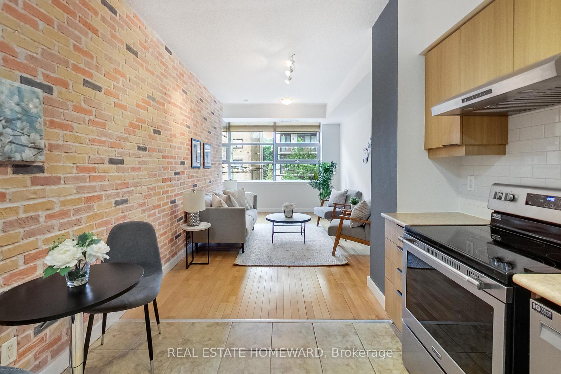 Photo 8 of Unit 209, 601 Kingston Road, Toronto, The Beaches — HOMEH