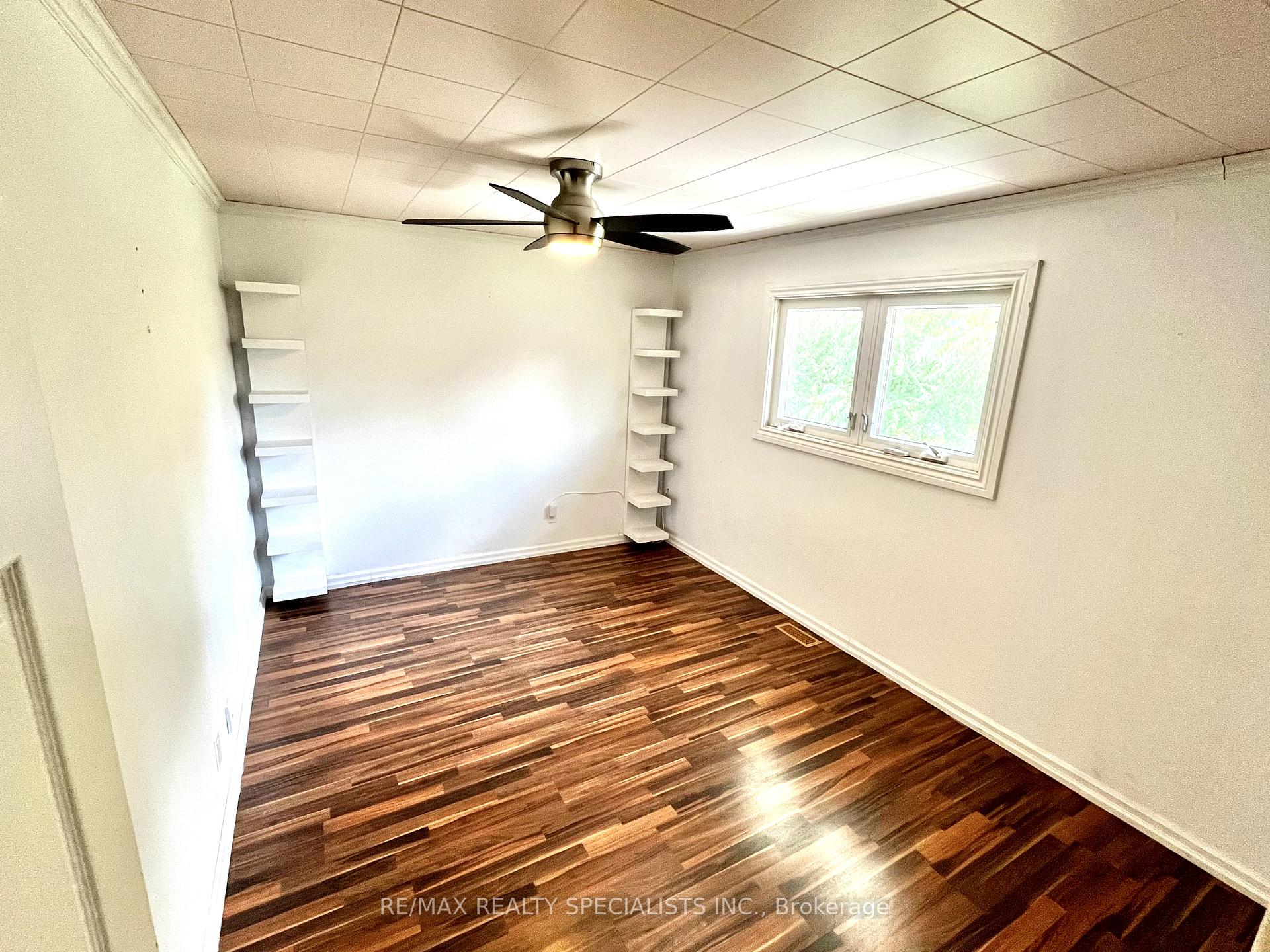 Photo 12 of 241 Warnica Road, Barrie, Painswick North — HOMEH