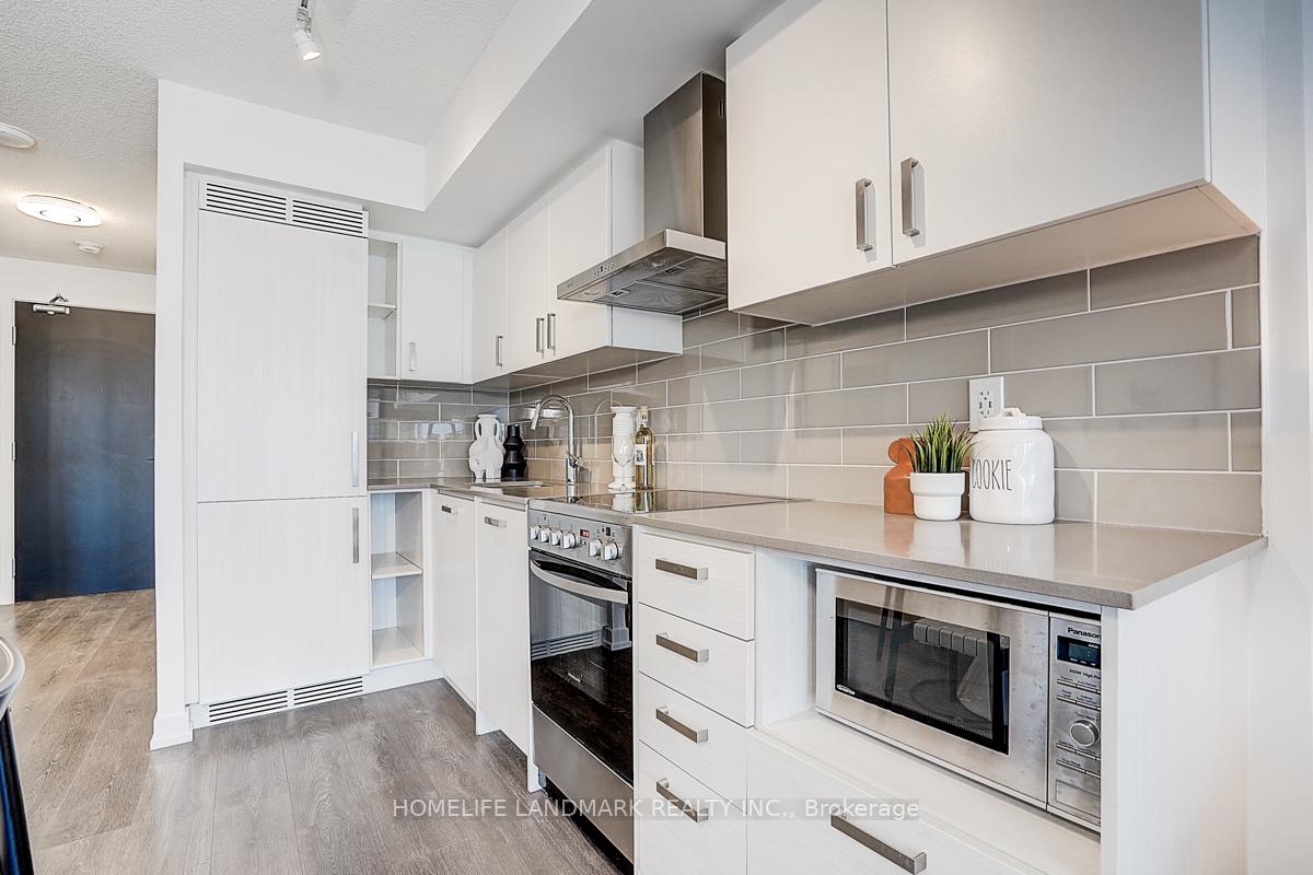 Photo 5 of Unit 2306, 125 Redpath Avenue, Toronto, Mount Pleasant West — HOMEH