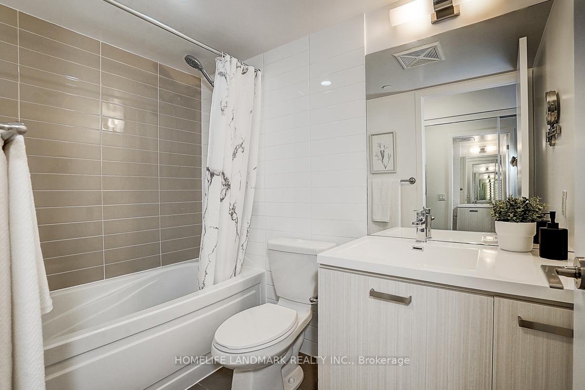 Photo 16 of Unit 2306, 125 Redpath Avenue, Toronto, Mount Pleasant West — HOMEH