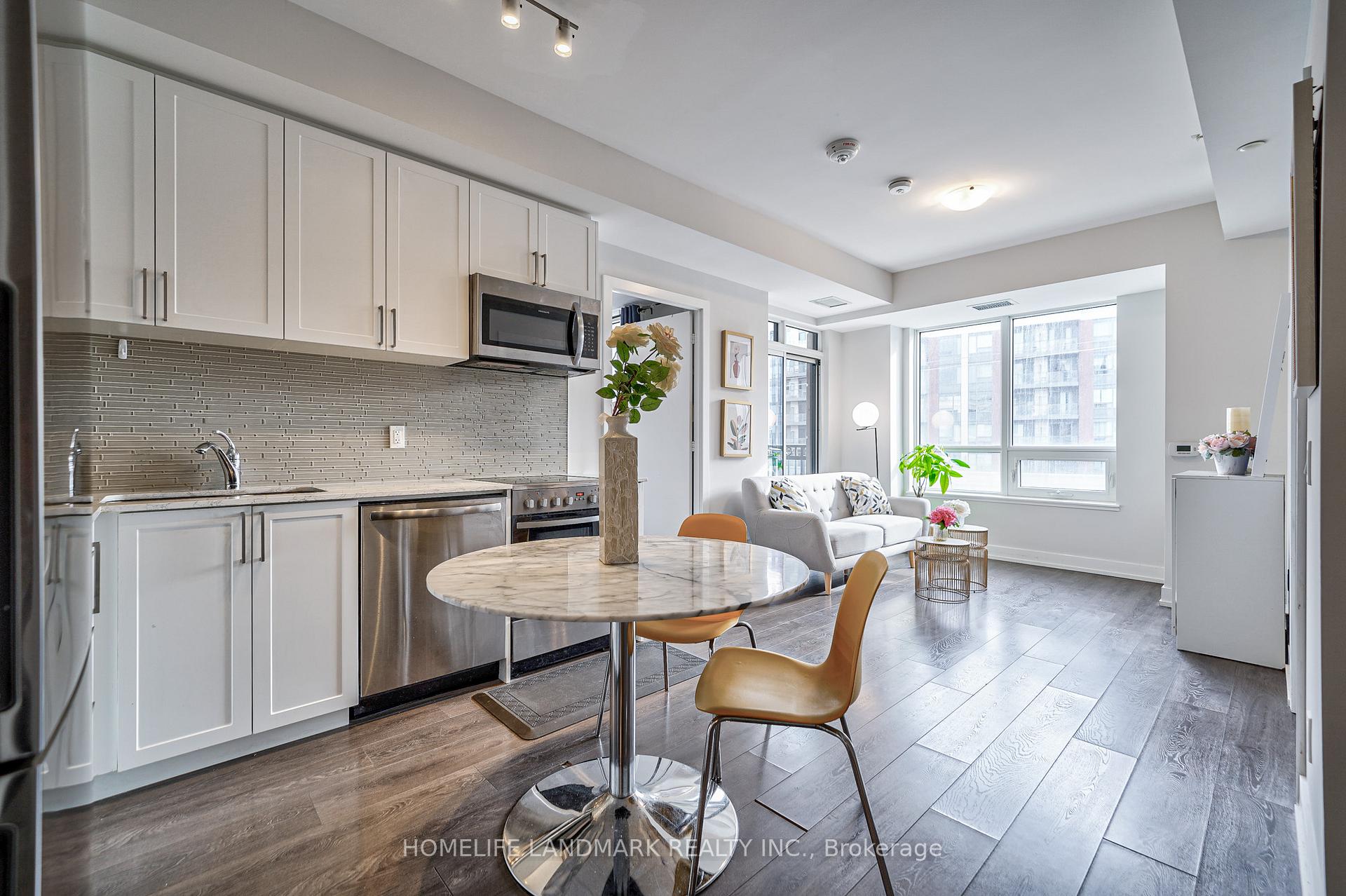 Photo 5 of Unit 311W, 268 Buchanan Drive, Markham, Unionville — HOMEH