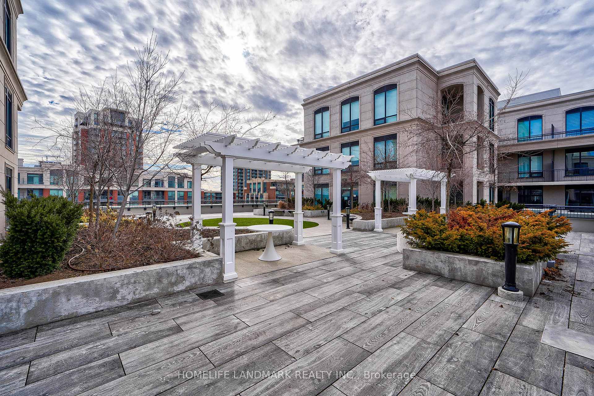 Photo 28 of Unit 311W, 268 Buchanan Drive, Markham, Unionville — HOMEH
