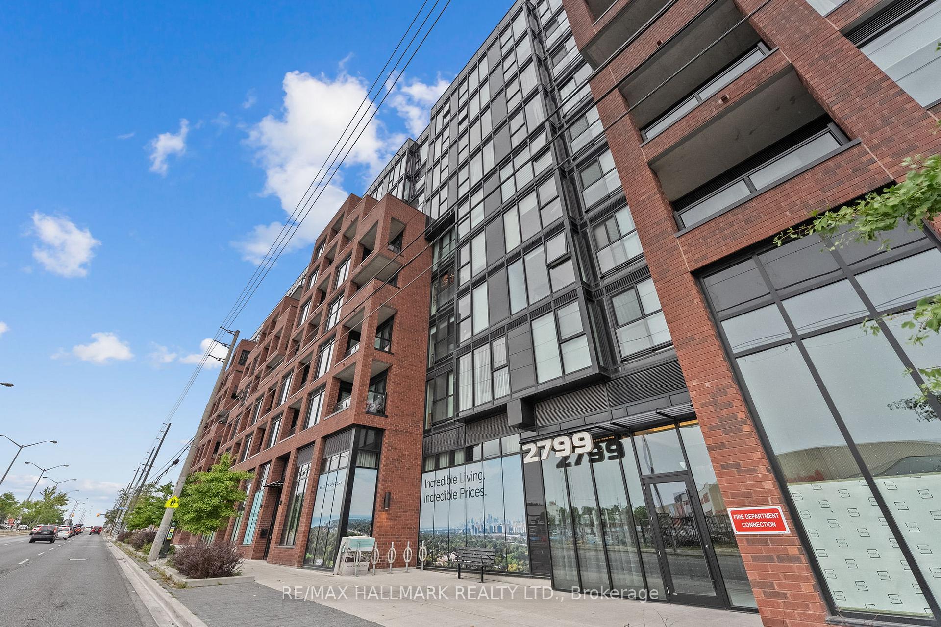 Front of Unit Ph 924, 2799 Kingston Road