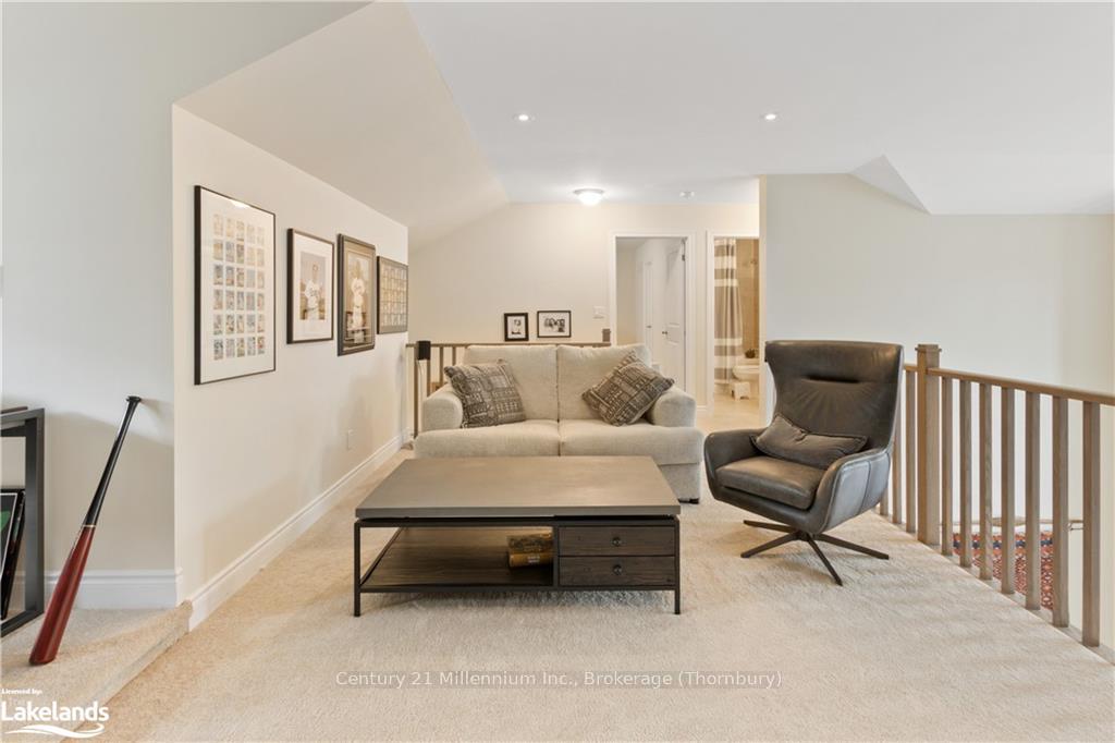 Photo 34 of 22 Emerson Mews, Collingwood — HOMEH
