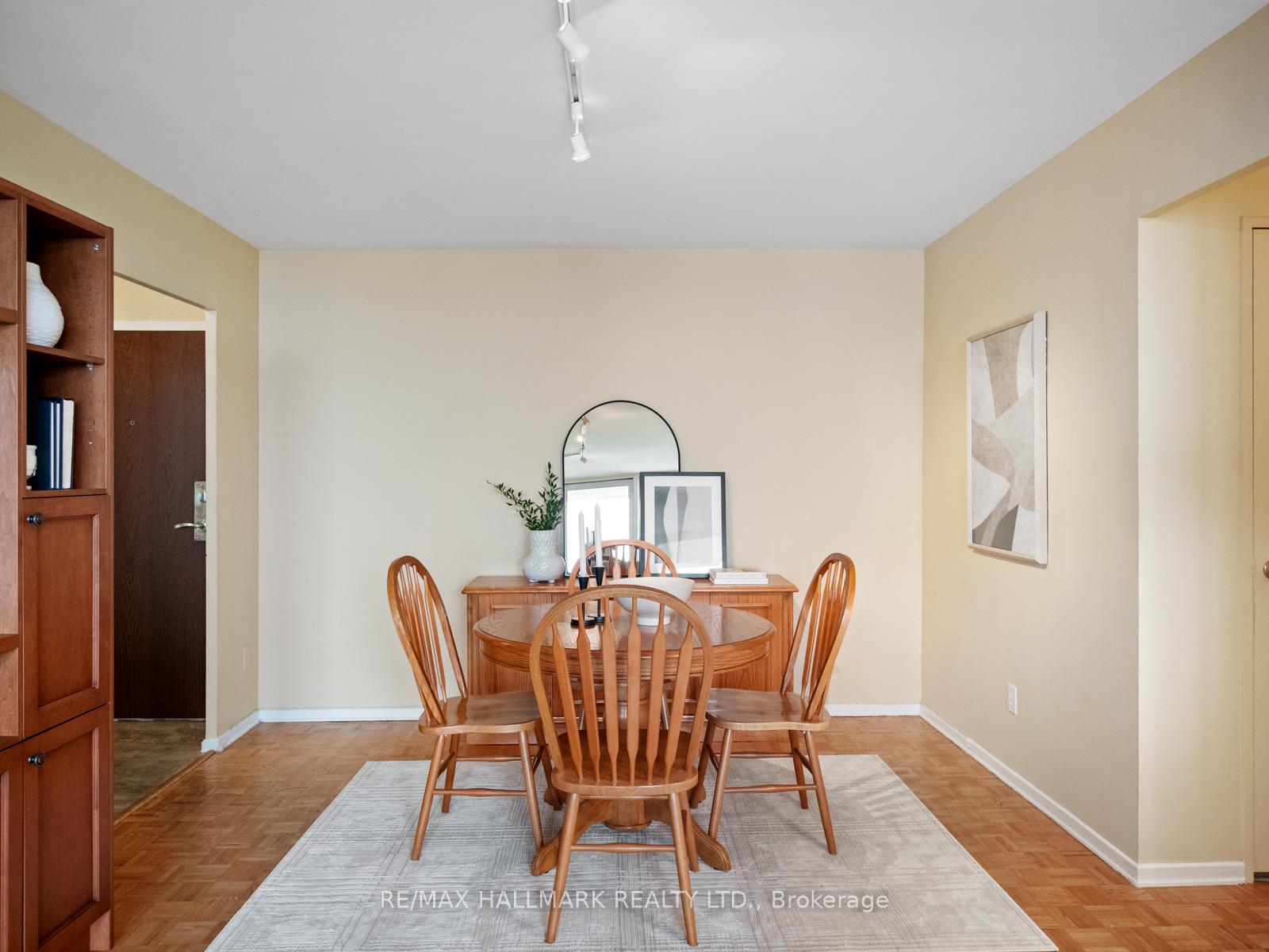 Photo 10 of Unit 2404, 980 Broadview Avenue, Toronto, Broadview North — HOMEH
