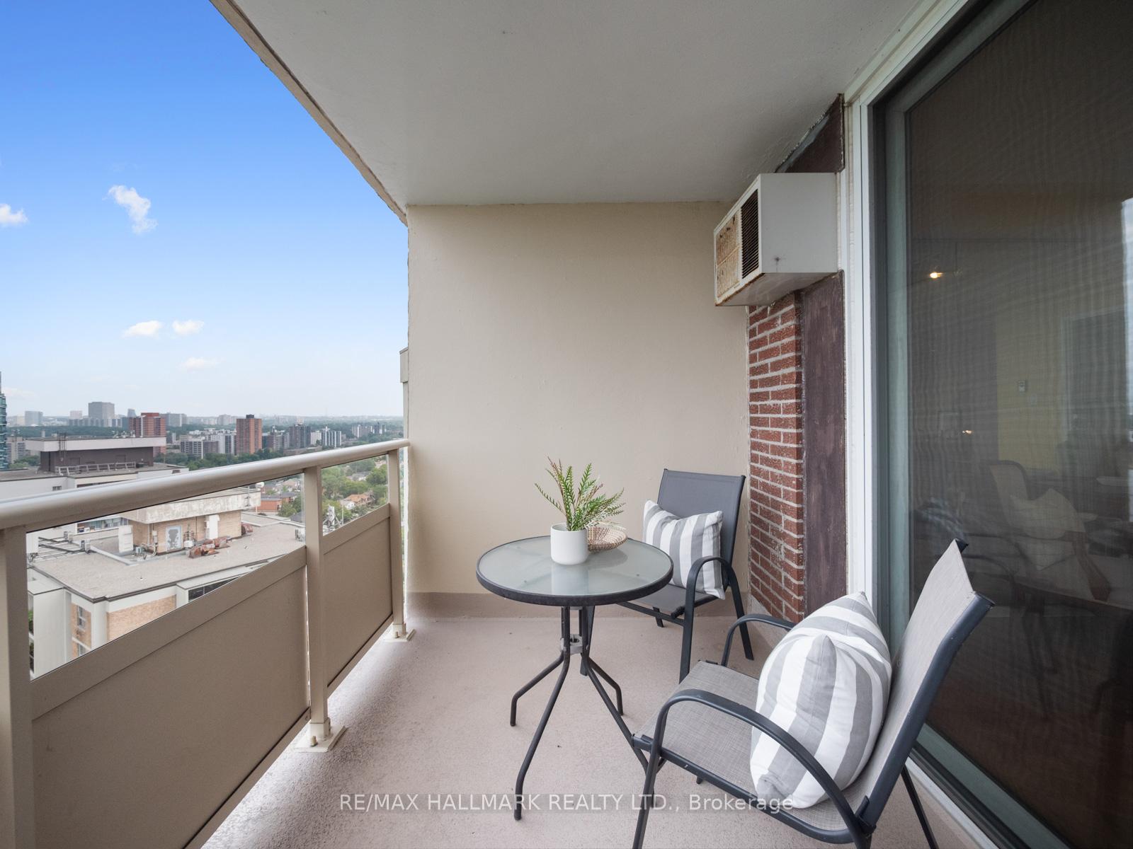 Photo 24 of Unit 2404, 980 Broadview Avenue, Toronto, Broadview North — HOMEH