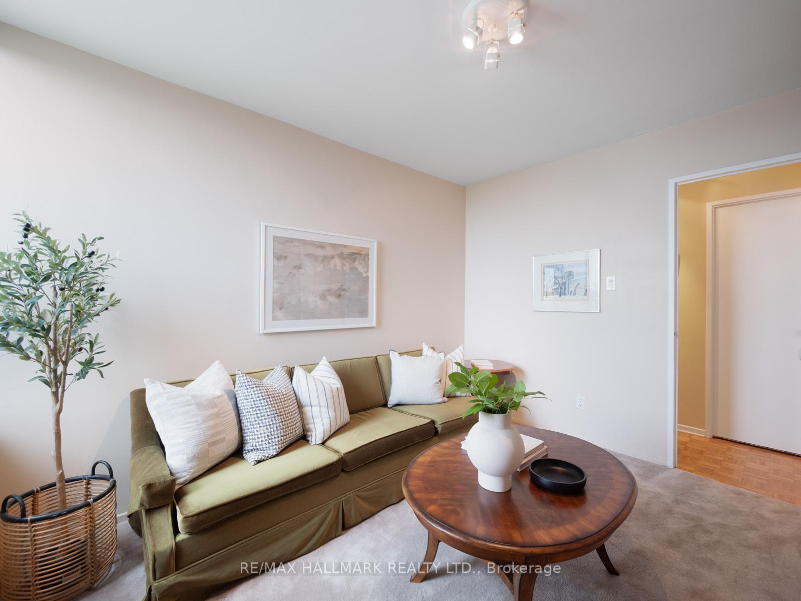 Photo 34 of Unit 2404, 980 Broadview Avenue, Toronto, Broadview North — HOMEH