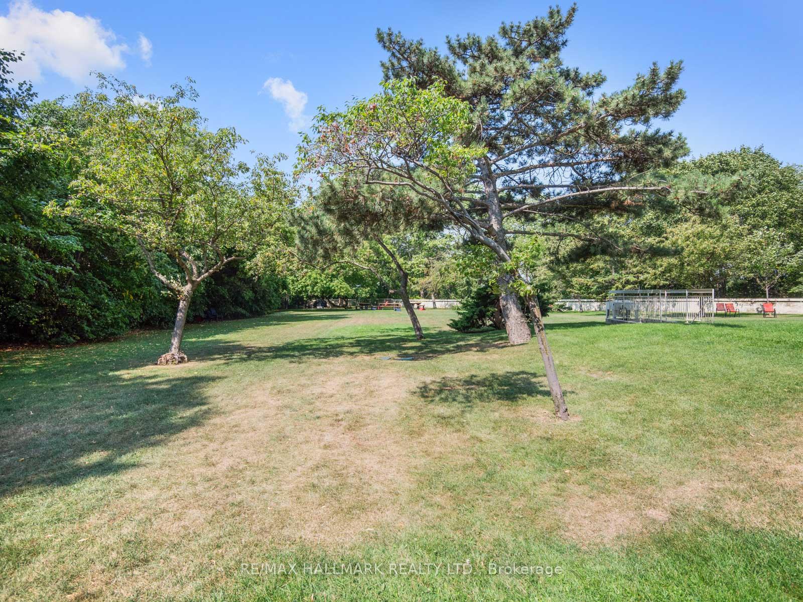 Photo 38 of Unit 2404, 980 Broadview Avenue, Toronto, Broadview North — HOMEH