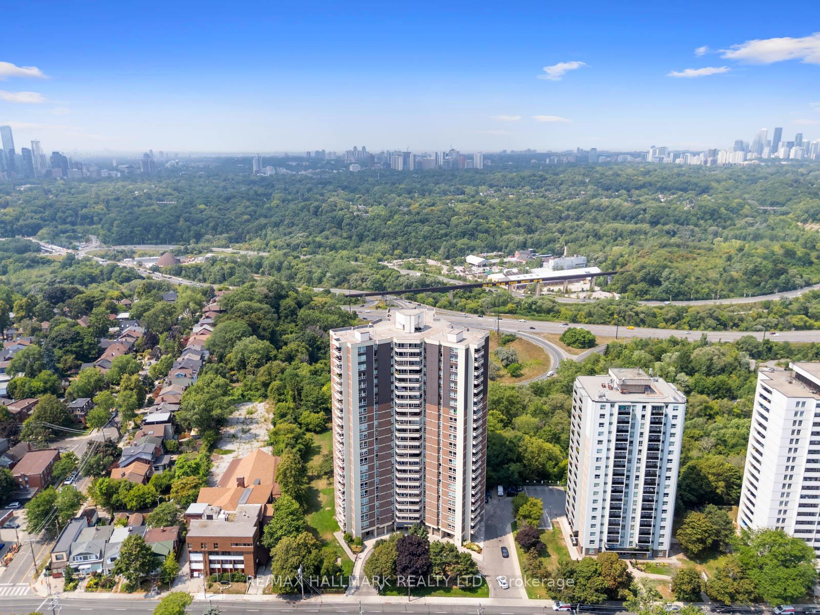 Photo 43 of Unit 2404, 980 Broadview Avenue, Toronto, Broadview North — HOMEH