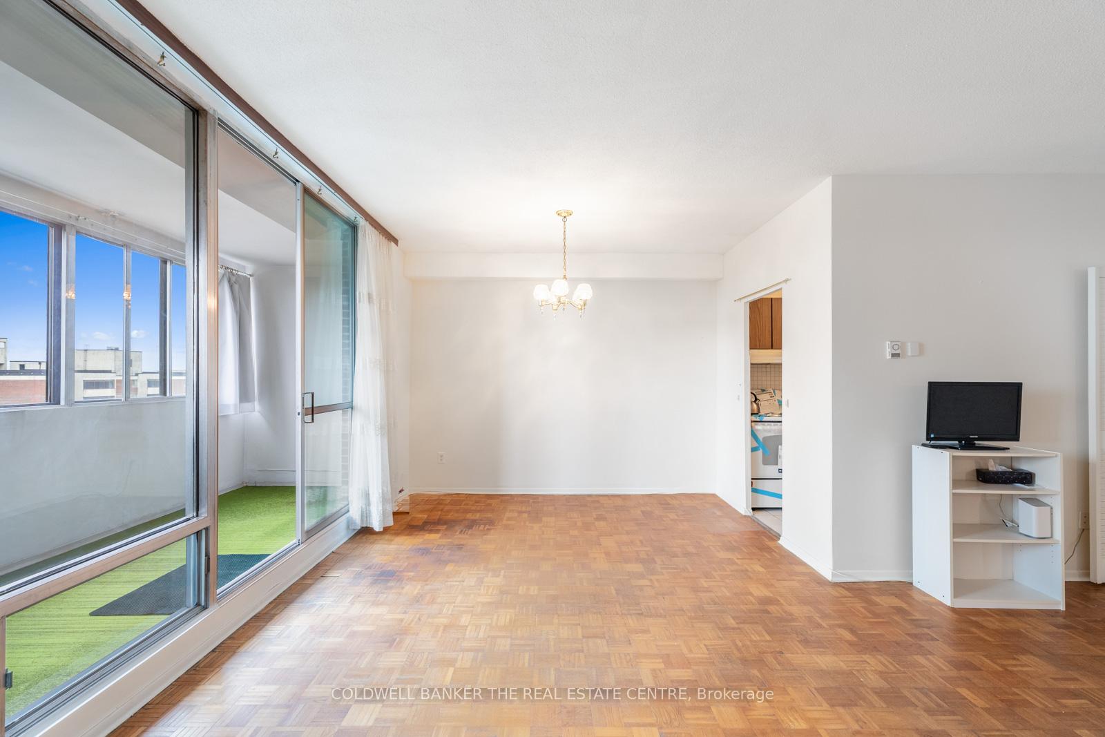 Photo 10 of Unit PH 15, 1 Massey Square, Toronto, Crescent Town — HOMEH
