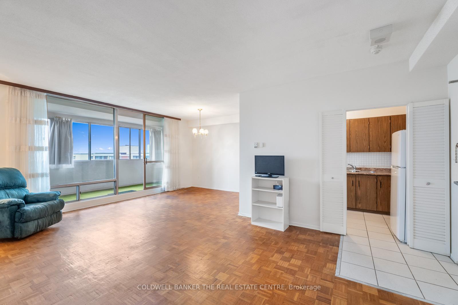 Photo 12 of Unit PH 15, 1 Massey Square, Toronto, Crescent Town — HOMEH