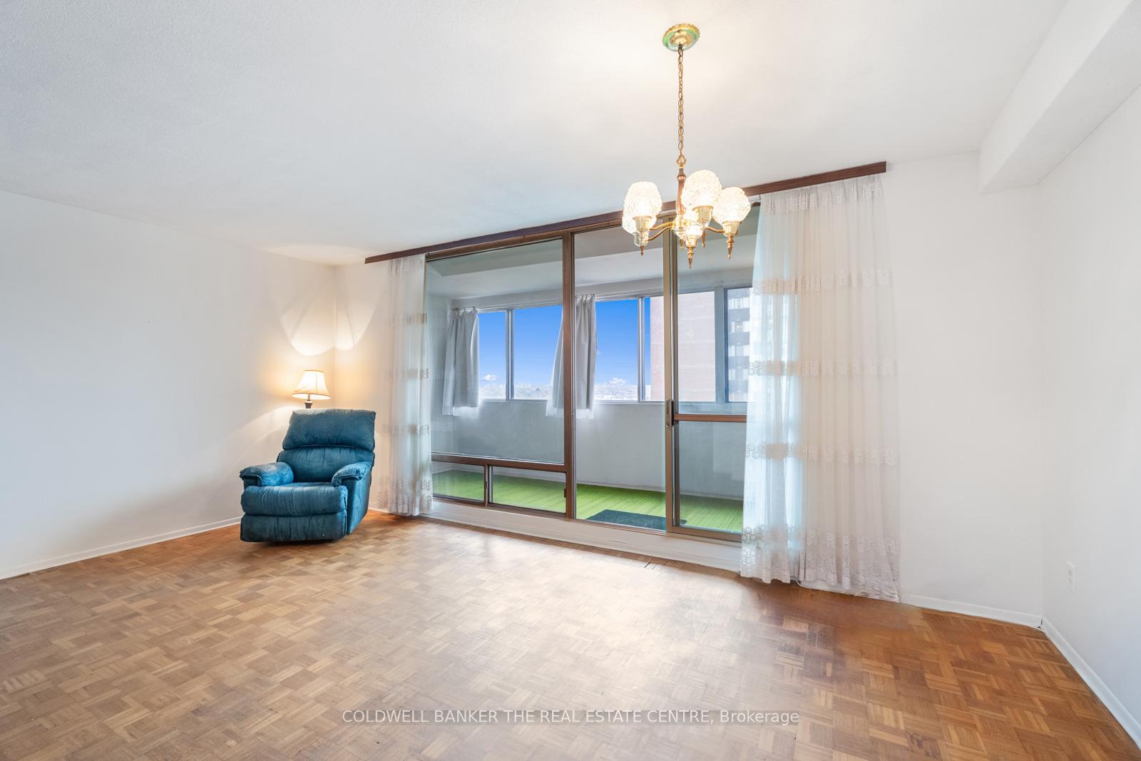 Photo 13 of Unit PH 15, 1 Massey Square, Toronto, Crescent Town — HOMEH