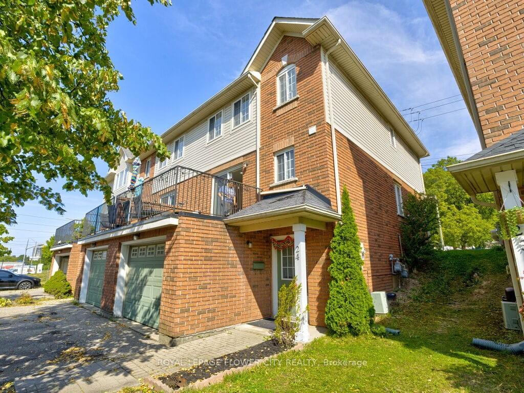 Front of Unit 24, 250 Ainslie Street S