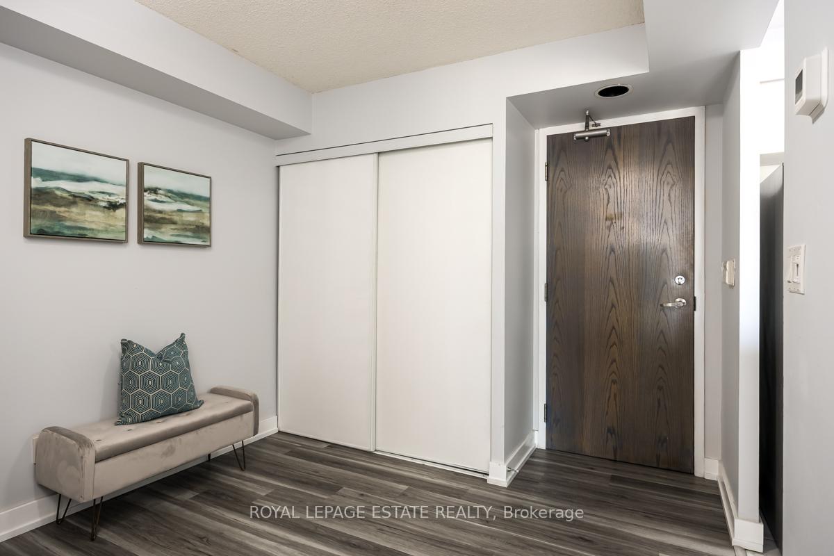 Photo 3 of Unit 411, 1797 Queen Street E, Toronto, The Beaches — HOMEH