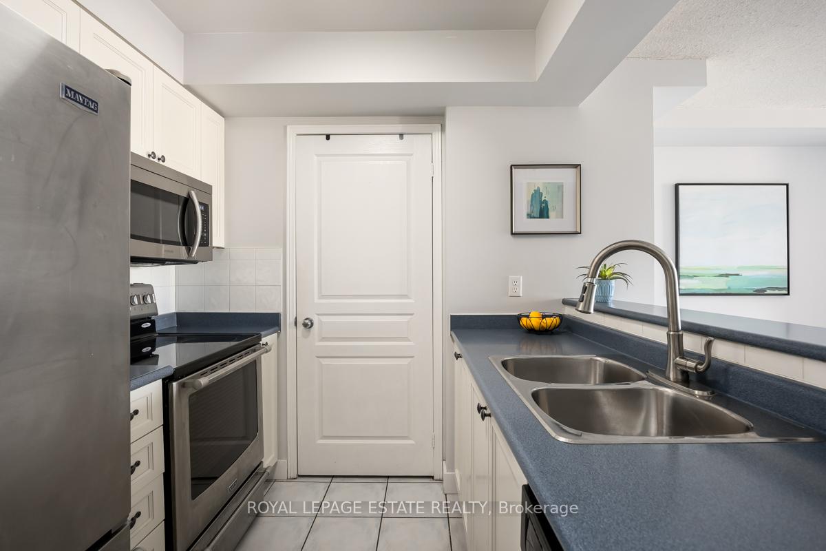Photo 11 of Unit 411, 1797 Queen Street E, Toronto, The Beaches — HOMEH