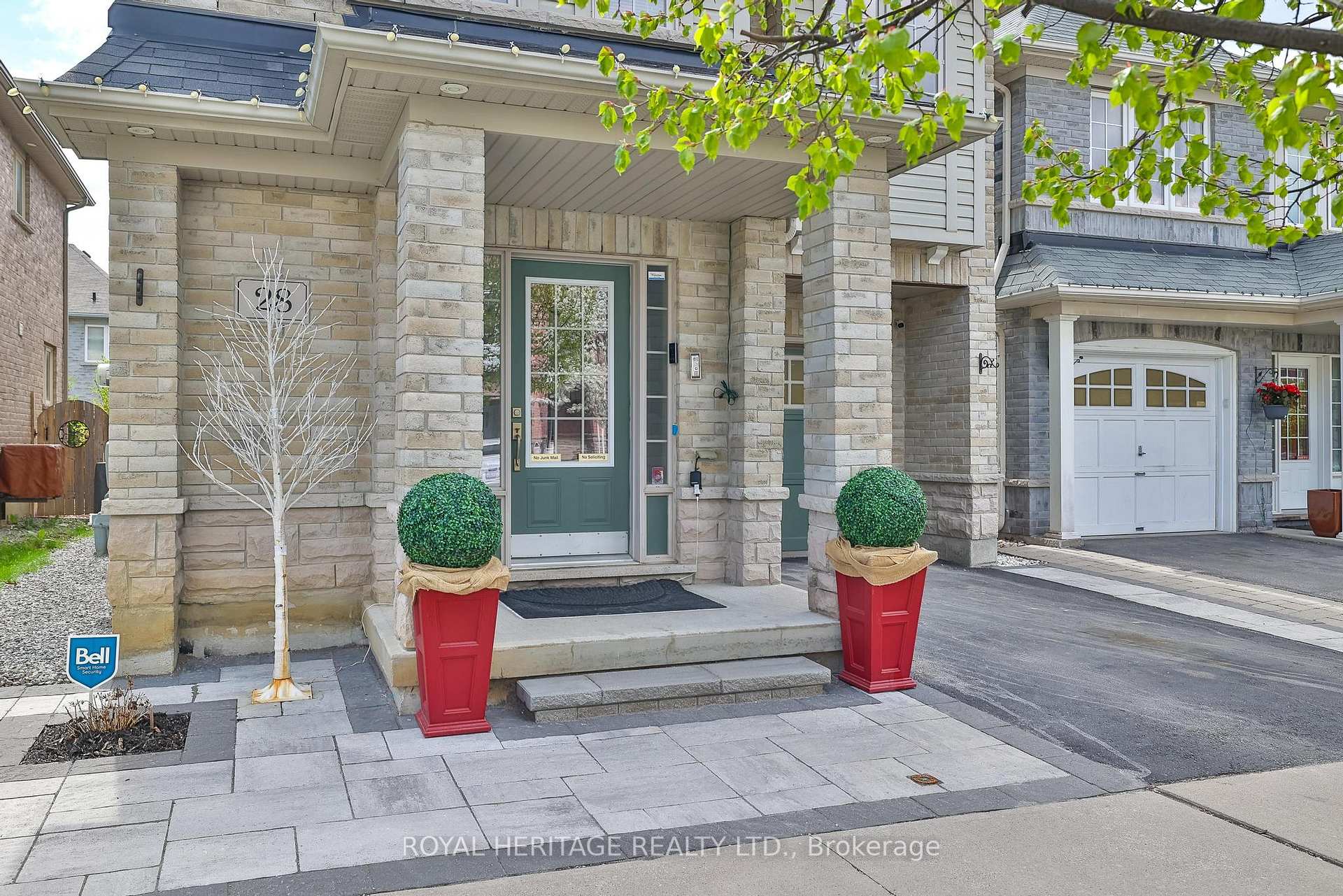 Photo 4 of 28 Chaston Road, Ajax, Central East — HOMEH