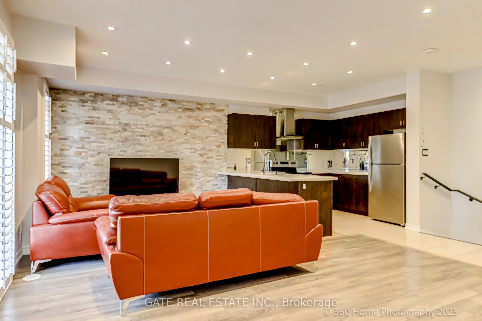 Photo 3 of 1757 Rex Heath Drive, Pickering, Duffin Heights — HOMEH