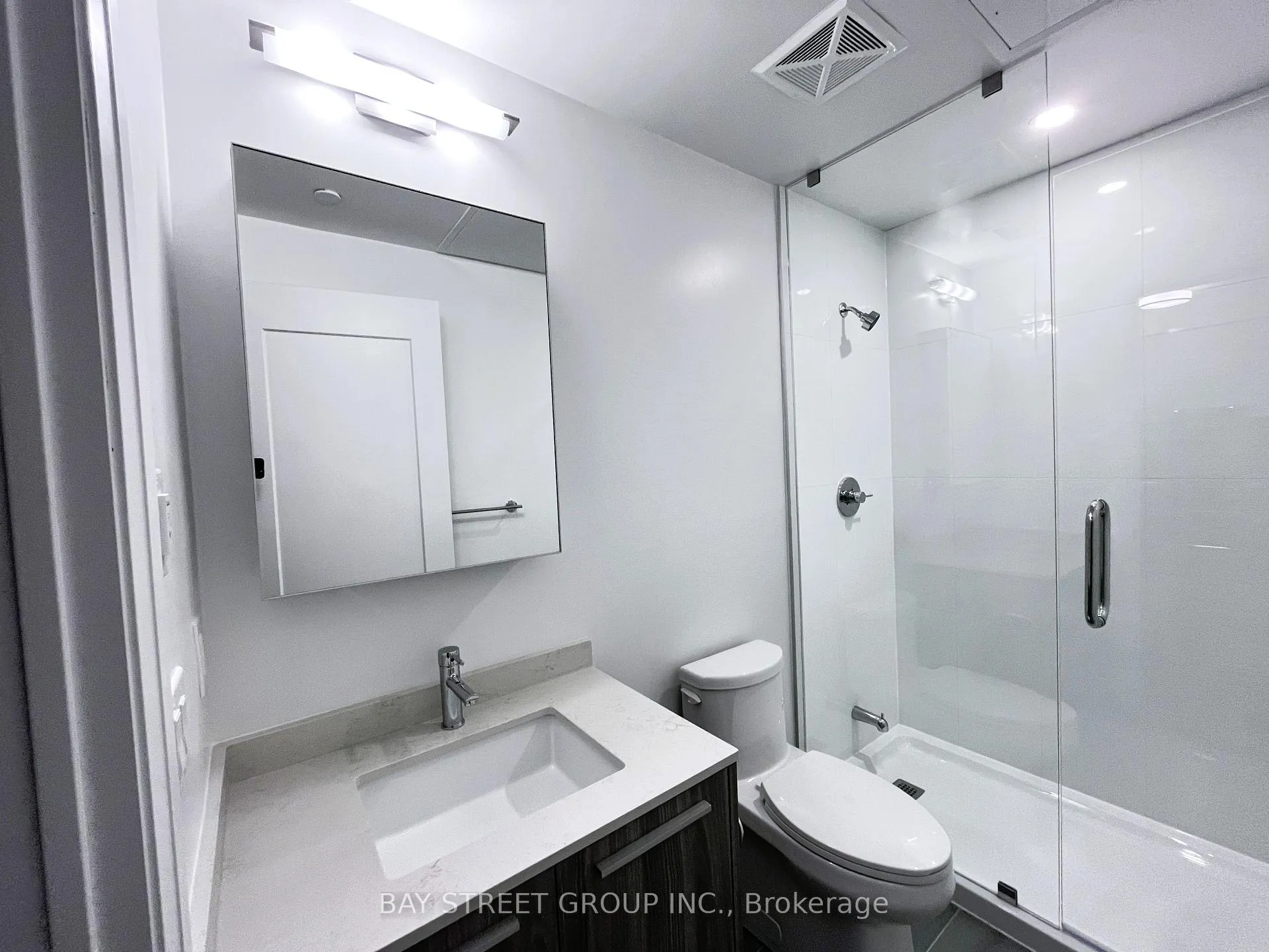 Photo 8 of Unit 1211, 65 Broadway Avenue, Toronto, Mount Pleasant West — HOMEH