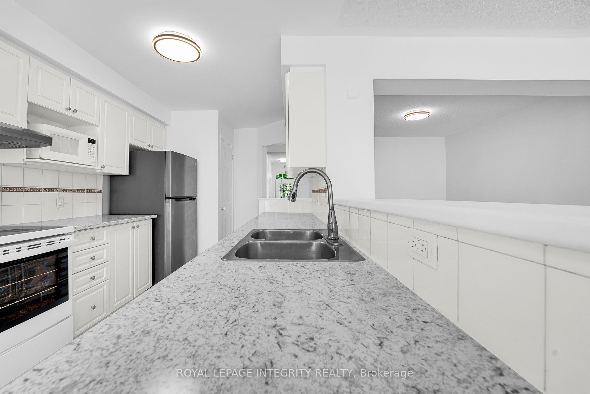 Photo 15 of 119 Deercroft Avenue, Ottawa, Barrhaven - Longfields — HOMEH
