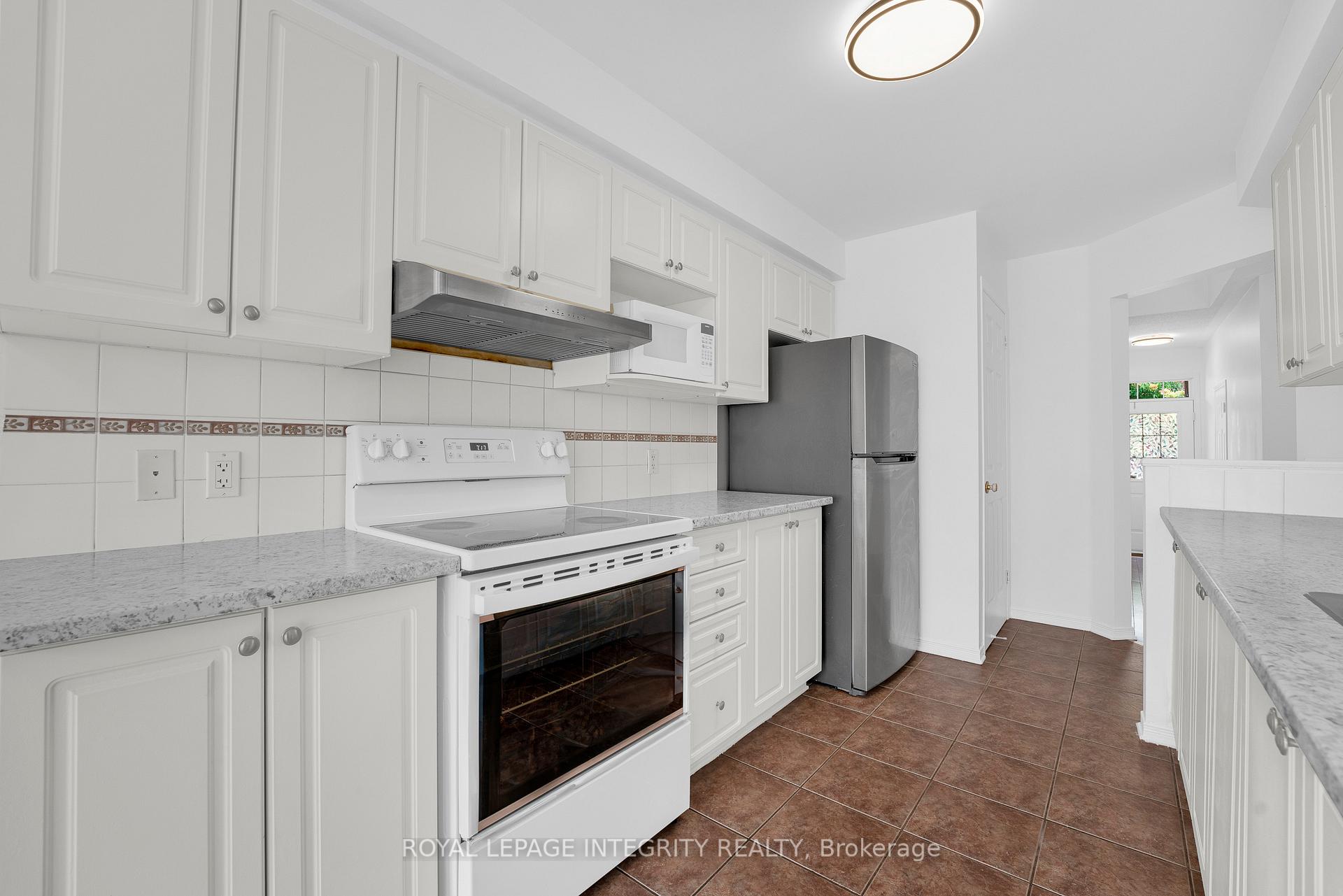 Photo 16 of 119 Deercroft Avenue, Ottawa, Barrhaven - Longfields — HOMEH