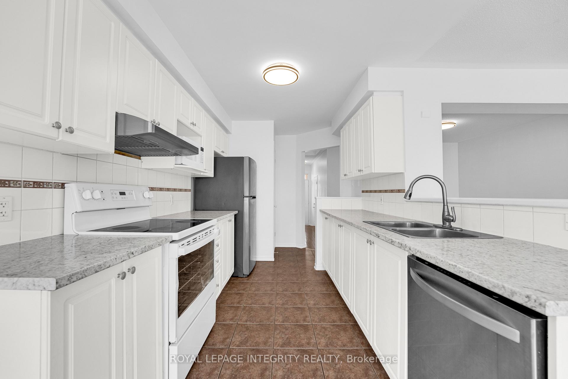 Photo 19 of 119 Deercroft Avenue, Ottawa, Barrhaven - Longfields — HOMEH