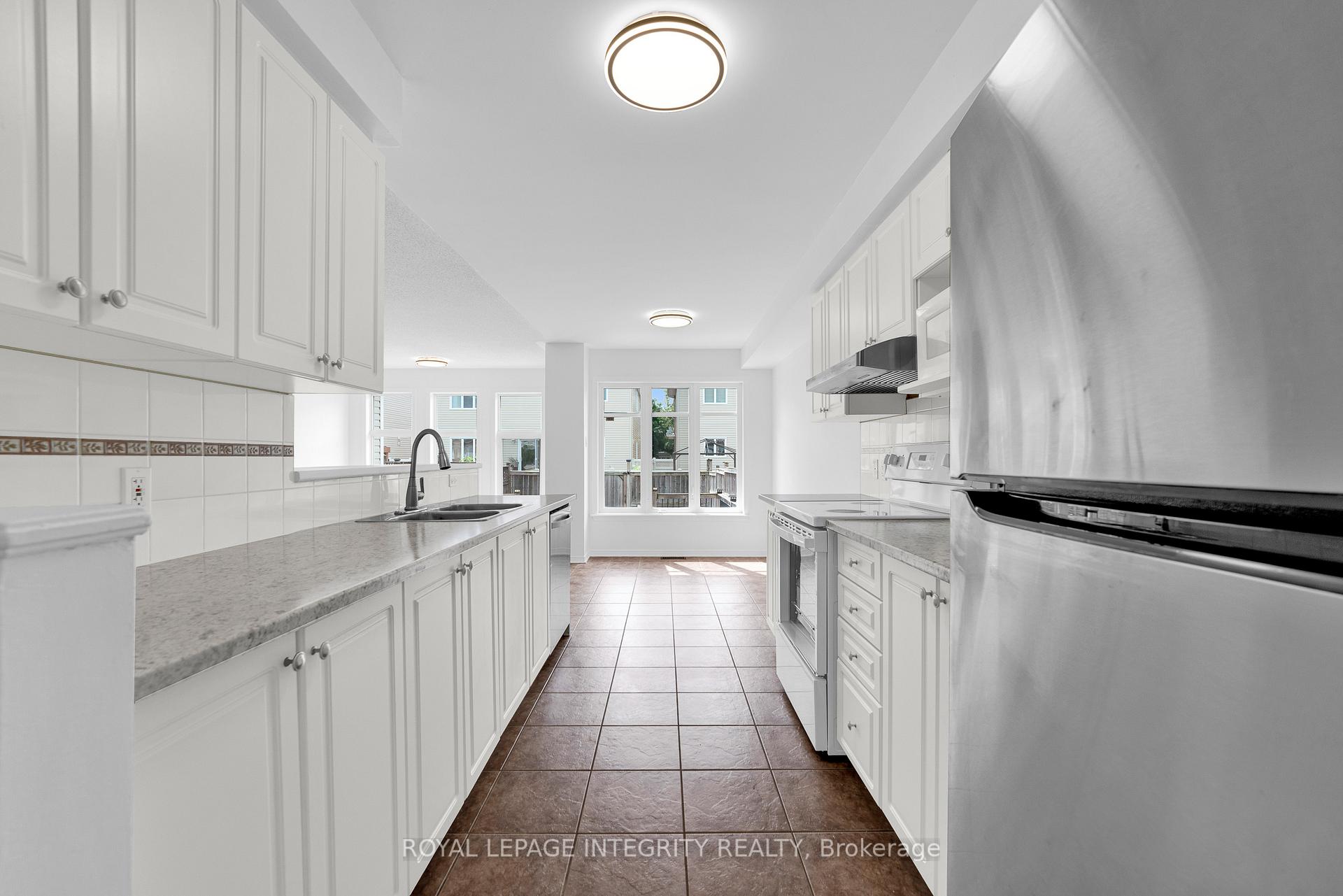 Photo 21 of 119 Deercroft Avenue, Ottawa, Barrhaven - Longfields — HOMEH