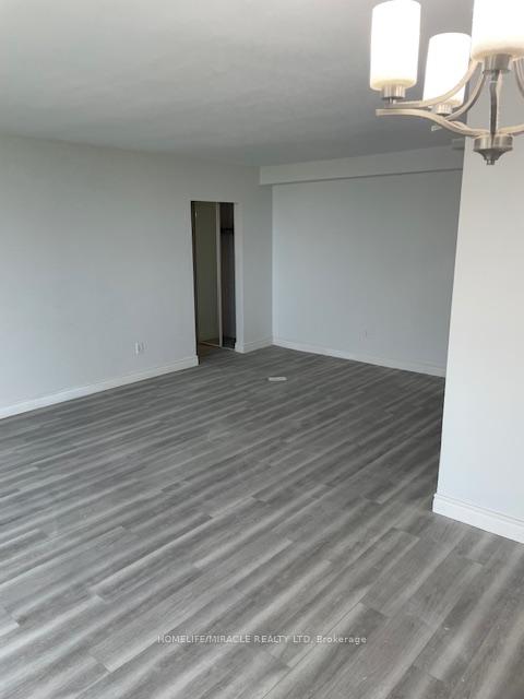 Photo 3 of Unit 1814, 5 Massey Square, Toronto, Crescent Town — HOMEH