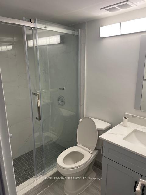 Photo 5 of Unit 1814, 5 Massey Square, Toronto, Crescent Town — HOMEH