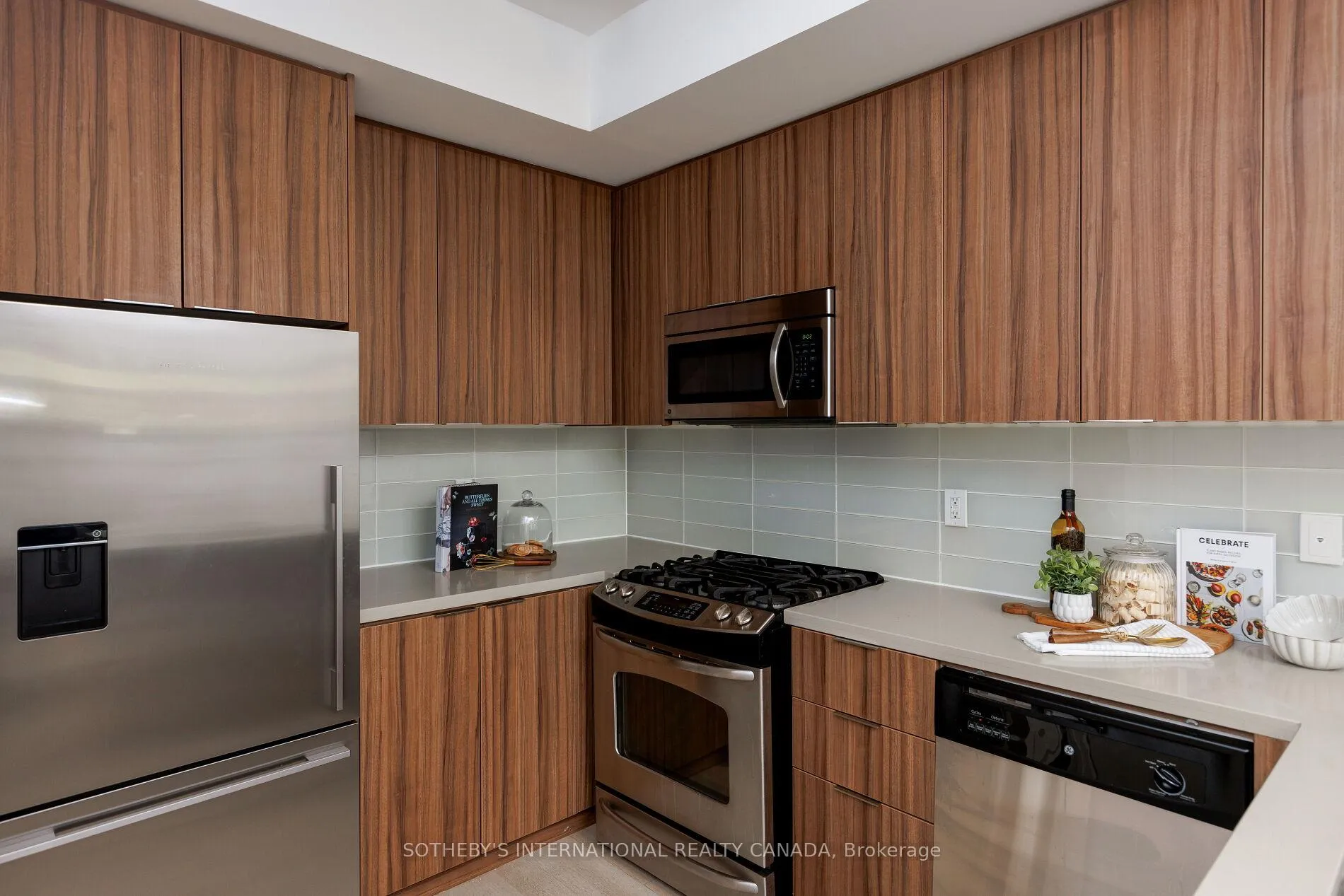 Photo 13 of Unit 29, 140 Broadview Avenue, Toronto, South Riverdale — HOMEH