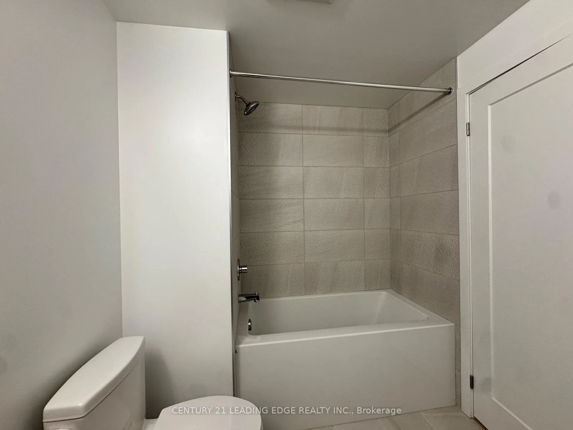 Photo 4 of Unit A506, 9763 Markham Road, Markham, Greensborough — HOMEH