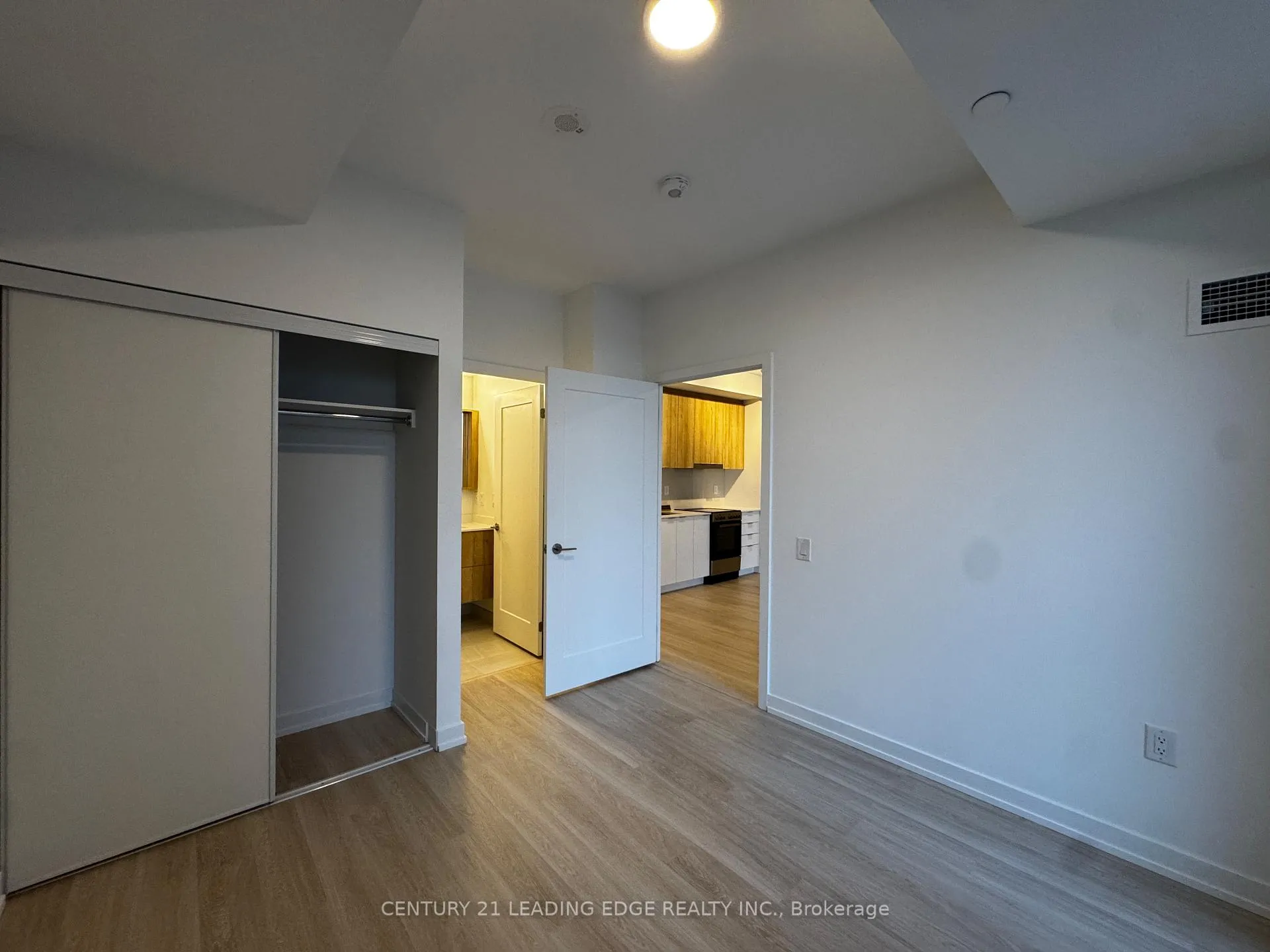 Photo 12 of Unit A506, 9763 Markham Road, Markham, Greensborough — HOMEH