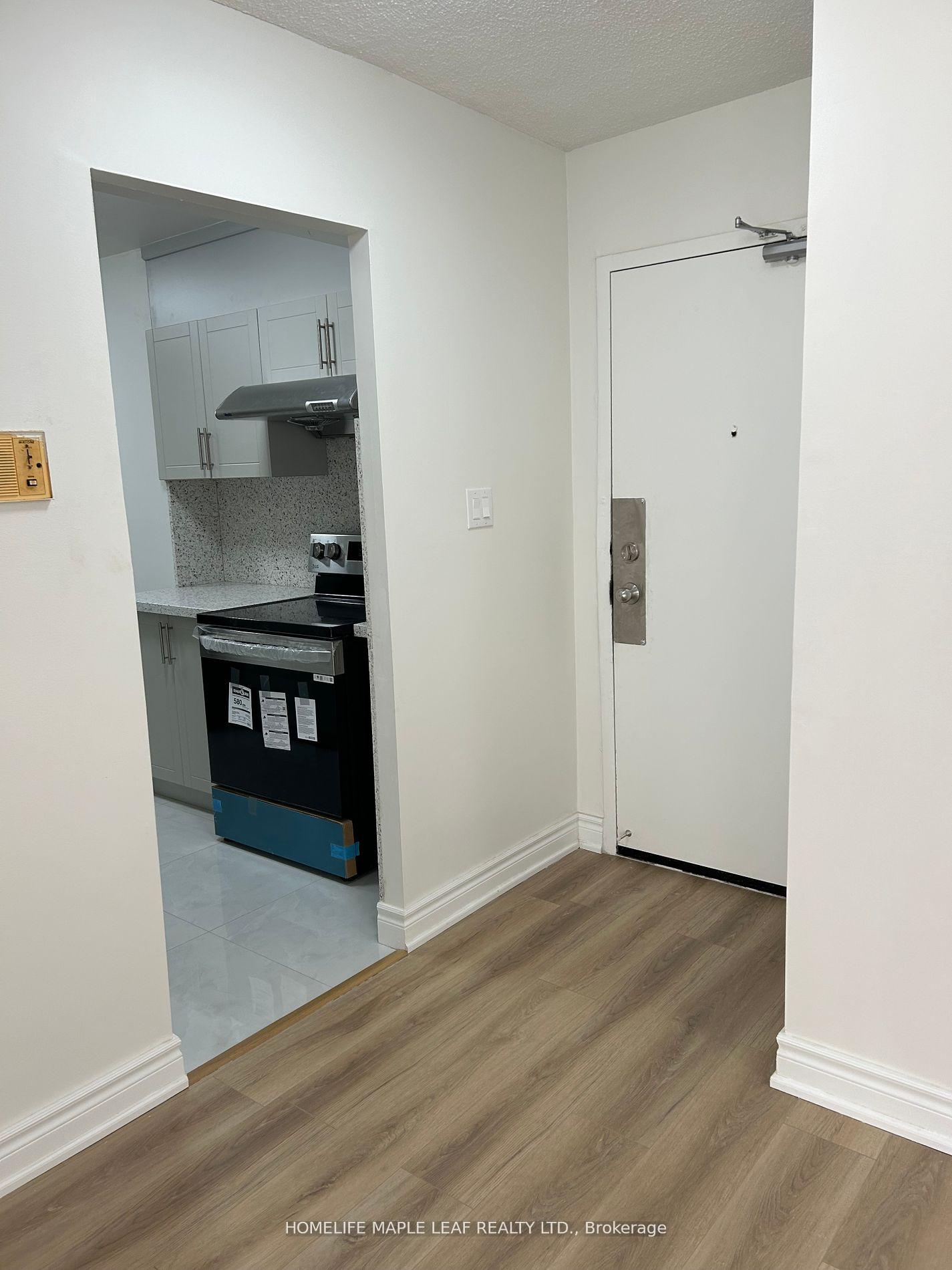 Photo 6 of Unit 703, 320 Dixon Road, Etobicoke, Kingsview Village-The Westway — HOMEH