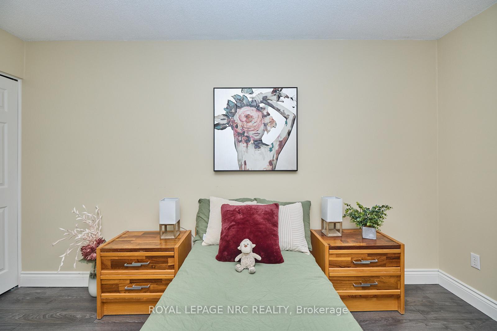 Photo 12 of Unit 4, 23 Dynasty Avenue, Hamilton, Stoney Creek — HOMEH